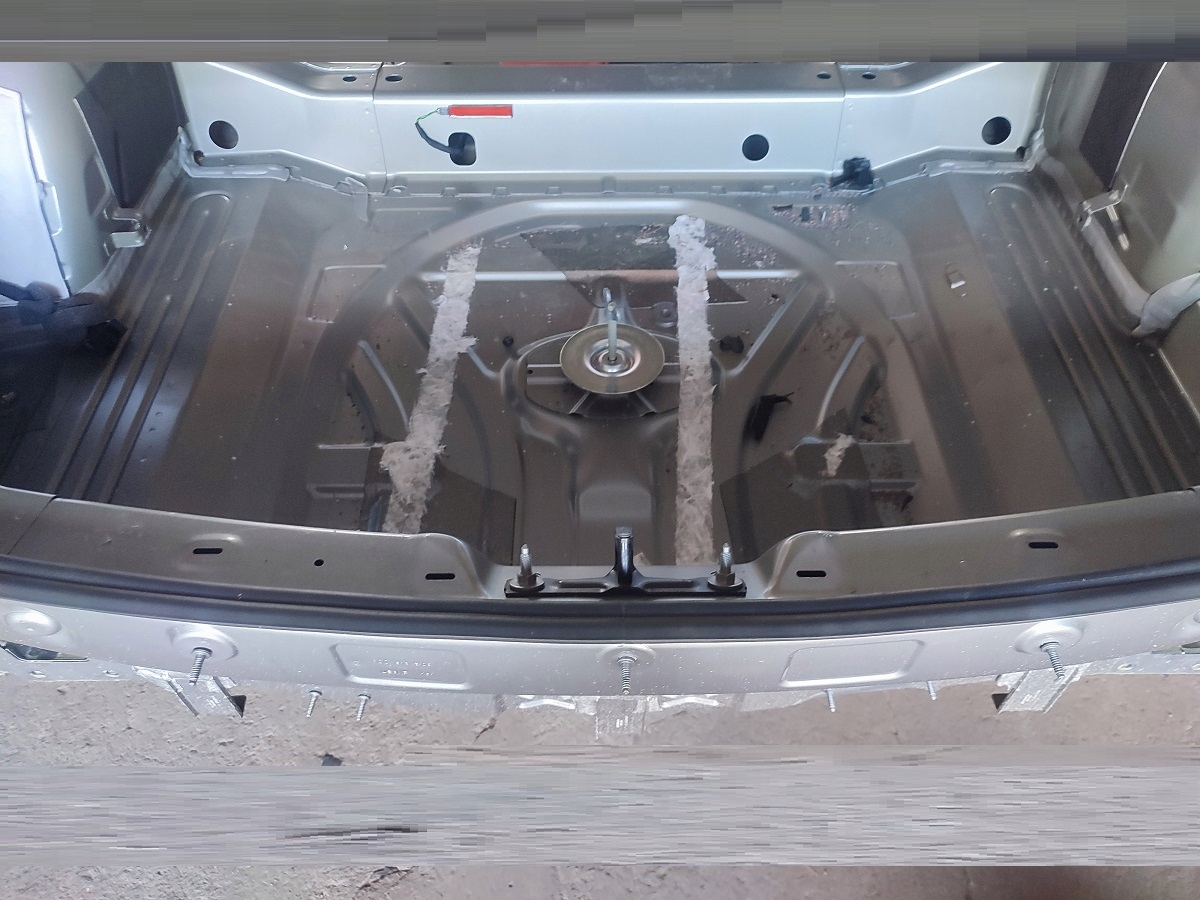 VW ATLAS CROSS SPORT PAS TYLNY PODLOGA BAGAZNIKA