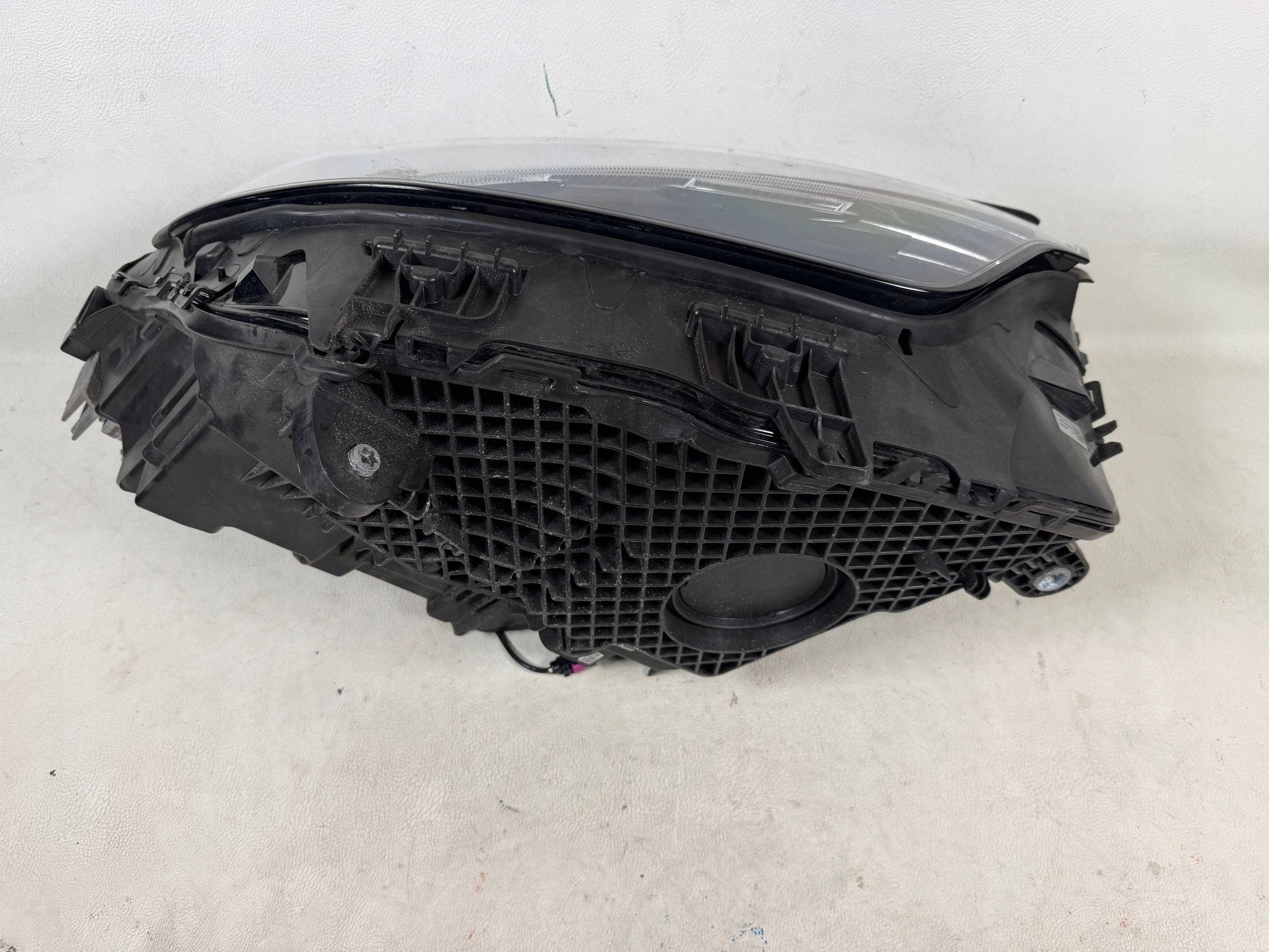 Mercedes GLC W254 A254 light right right front front