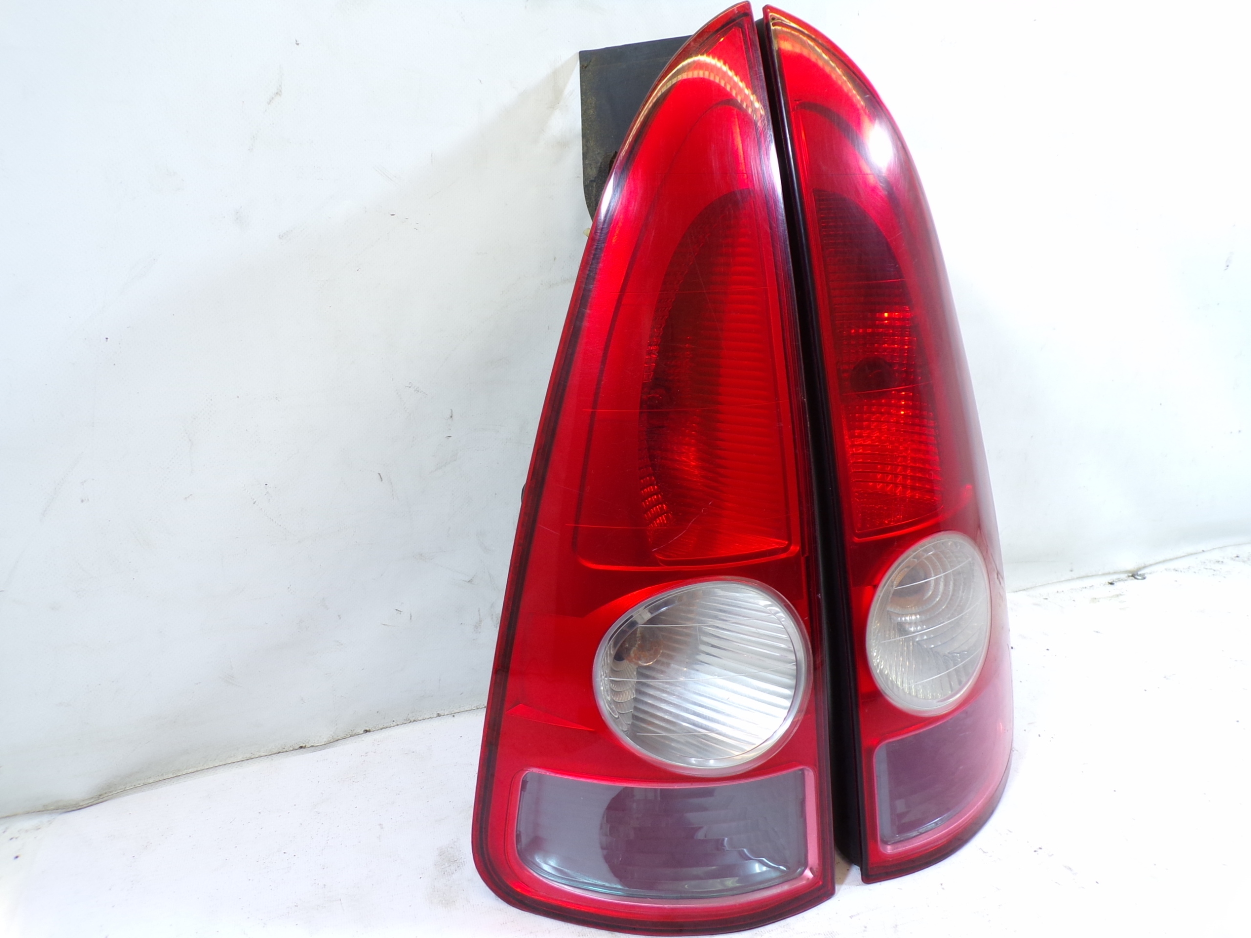lights rear. rear part left right RENAULT ESPACE IV 4 (K) (1)