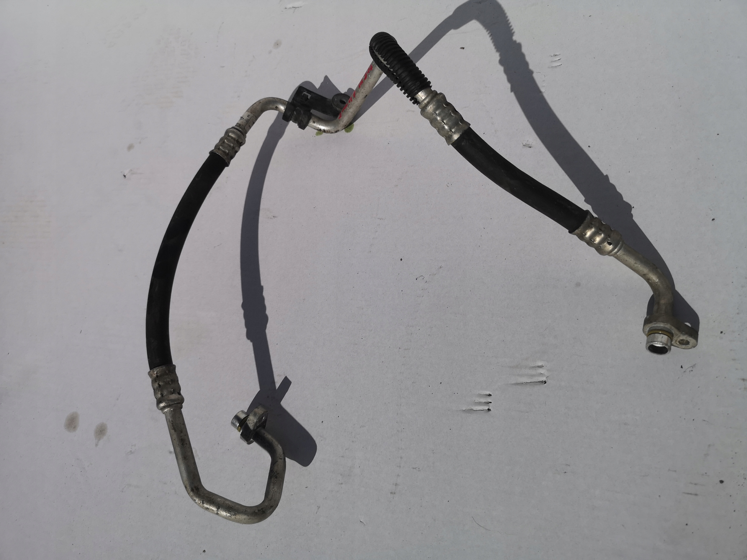 SCENIC III КАБЕЛЬ КОНДИЦІОНЕРА 1.4 TCE 924900035R