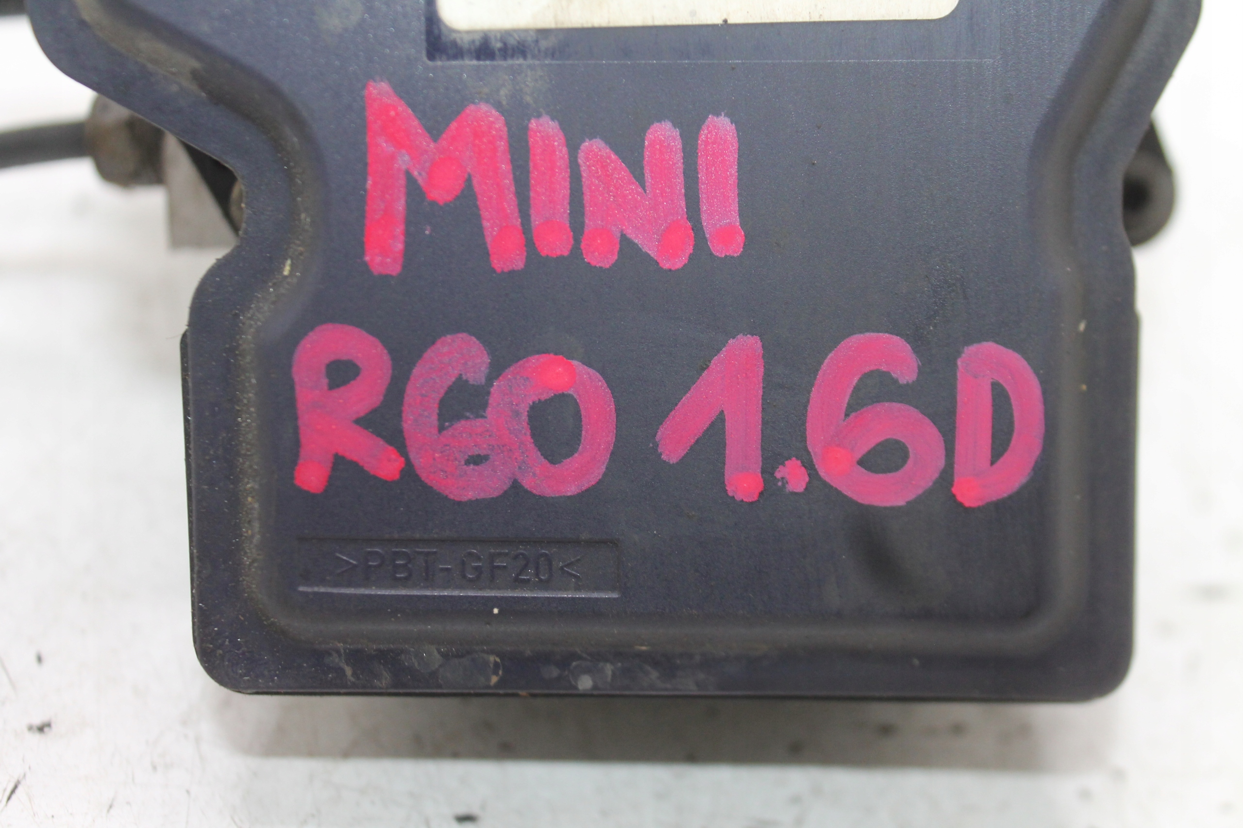Servofreno ABS 9808197 MINI R60 1.6D 10-17