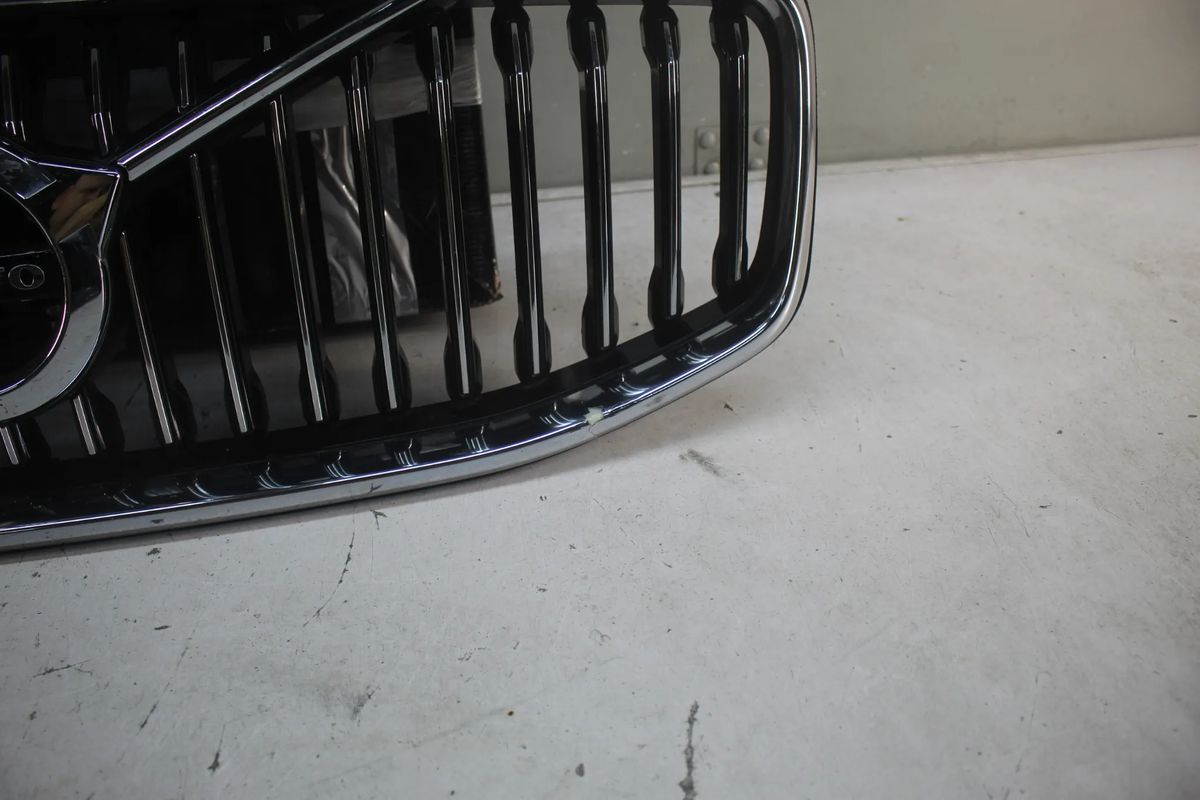 Volvo XC60 Kühlergrill FRONTGRILL Kühlergitter - Thumbnail 2