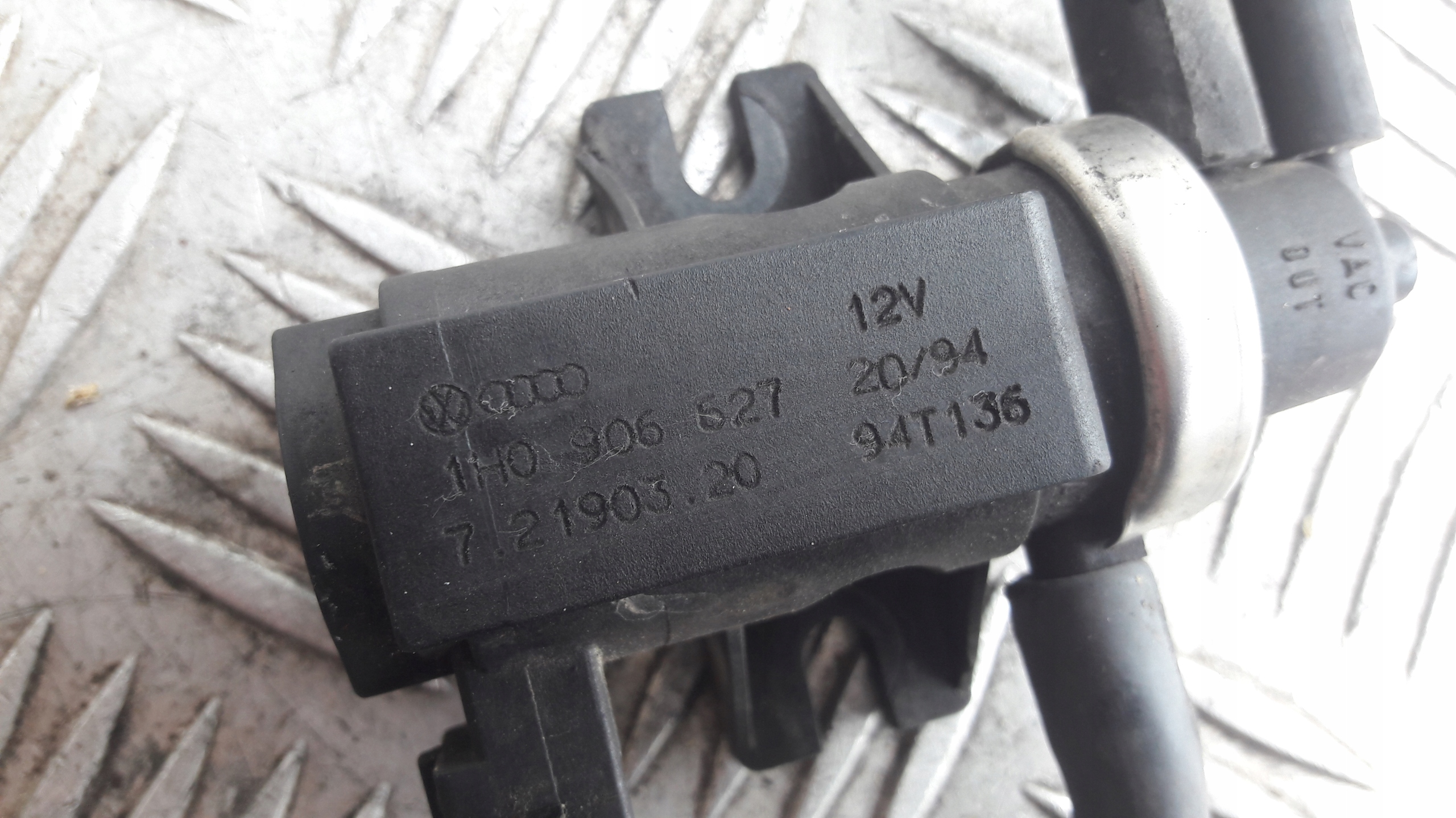 VW PASSAT AUDI ELEKTRO Sensor 1H0906527