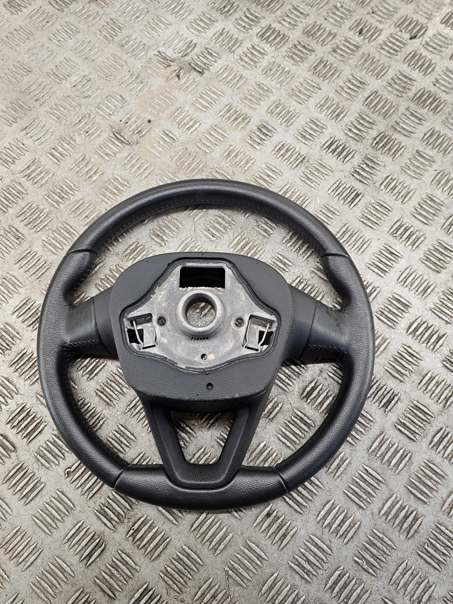 SEAT LEON III lenkrad Leder MULTIFUNKCJA 5F0419091L 2012-2019