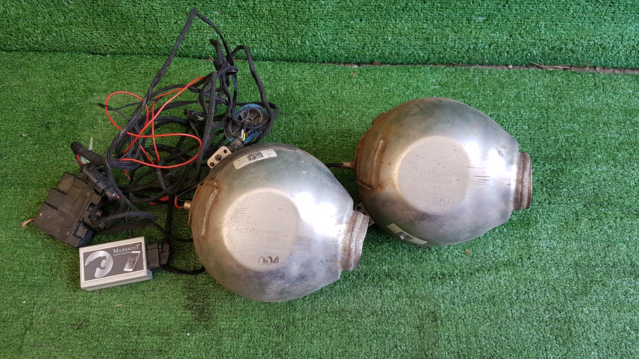 JEEP GRAND CHEROKEE WK2 MAXHAUST AKTYWNY GŁOŚNIK WYDECH