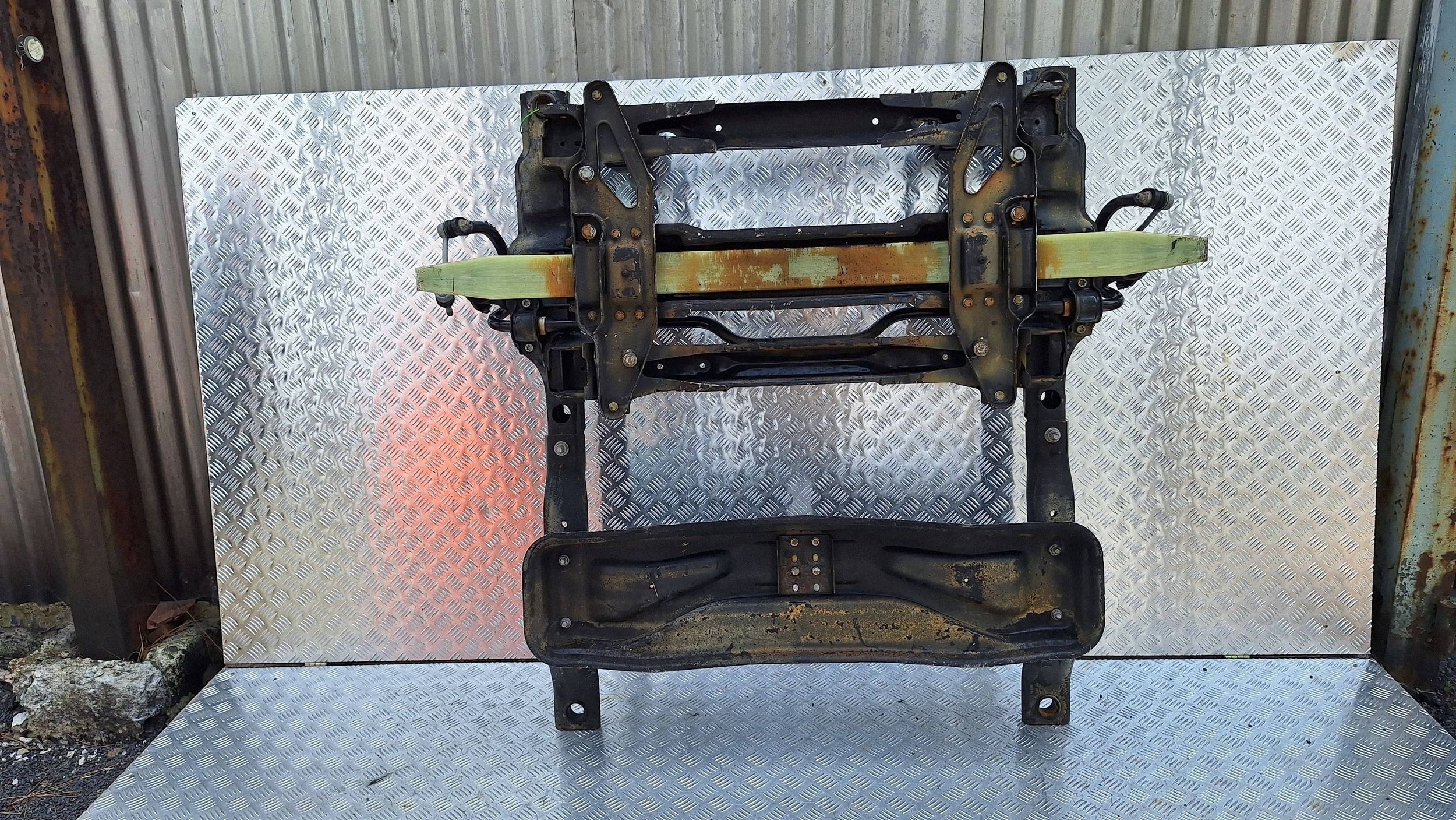 axle beam axle beam subframe sider front A9063302101 MERCEDES SPRINTER W906 2.2 CDI