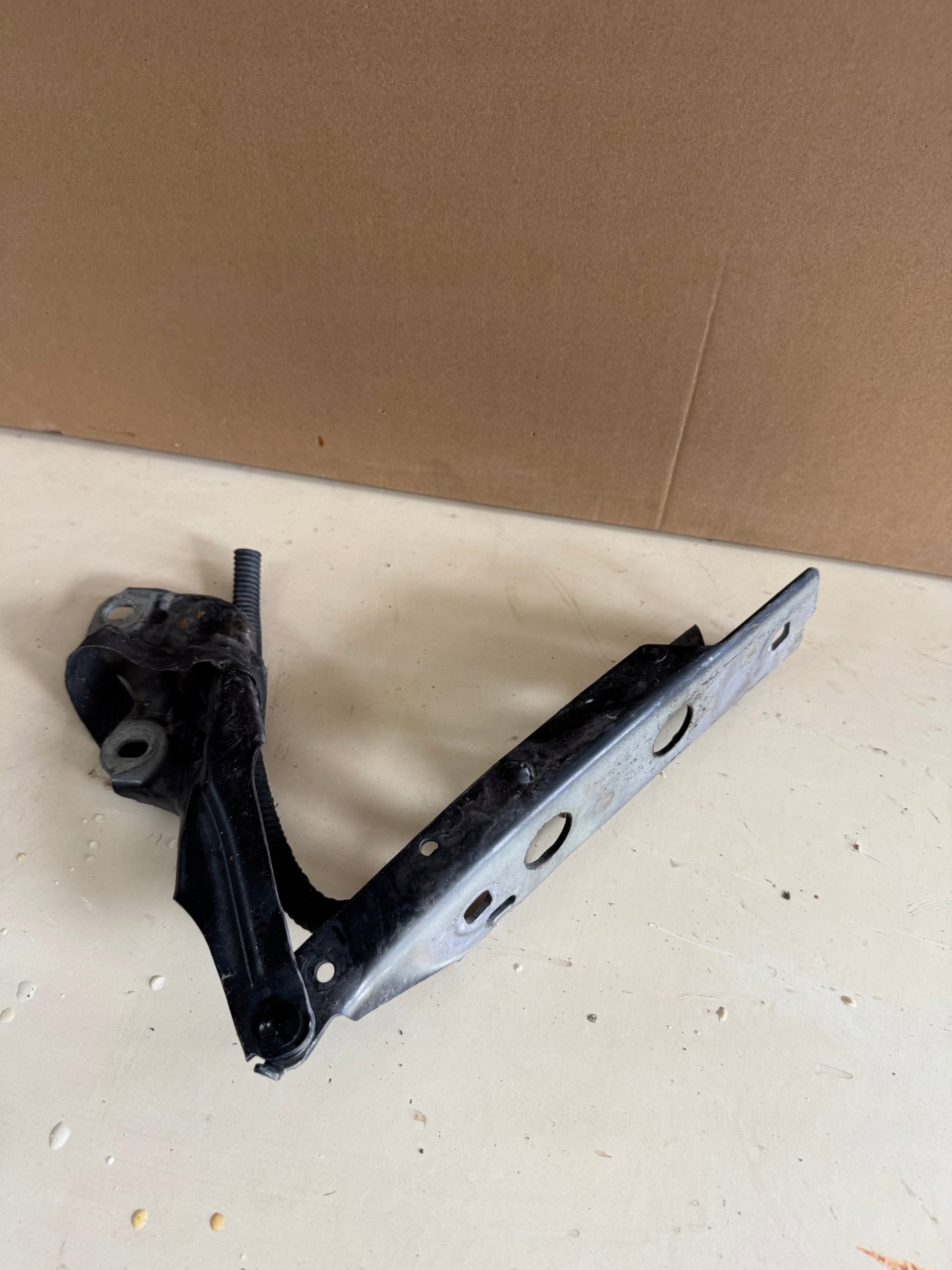 Audi S6 C7 hinge bonnets front front left black granat 4G8823301E