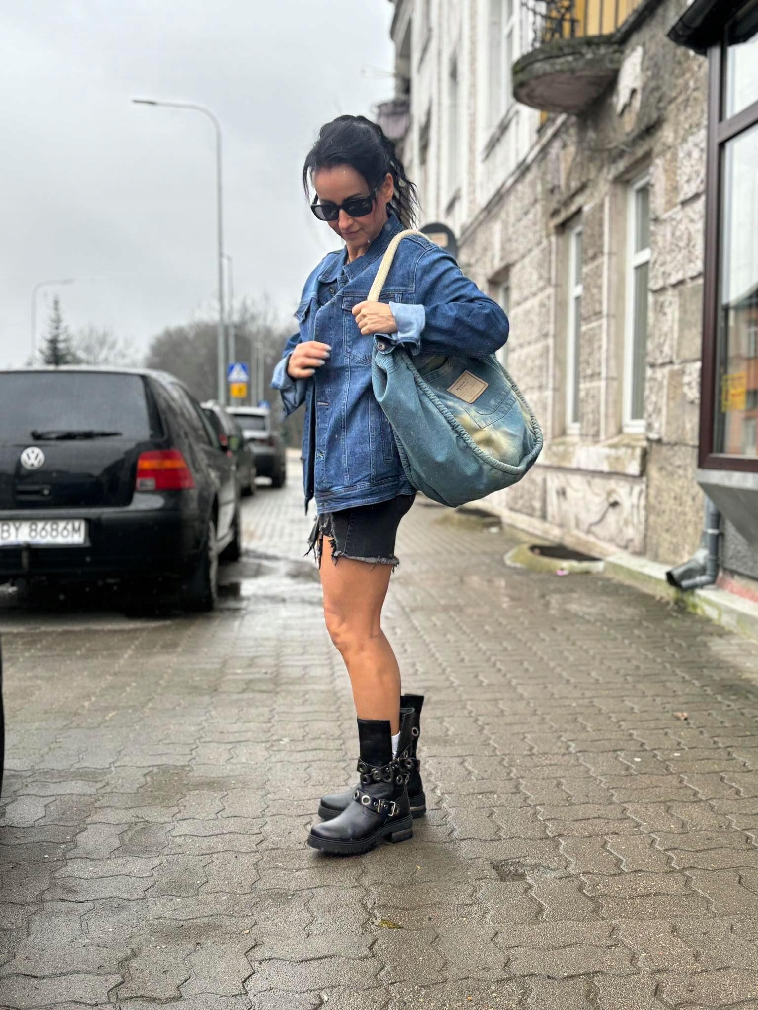 Klasyczna kurtka jeansowa granatowa katana z przetarciami 3XL Długość do bioder