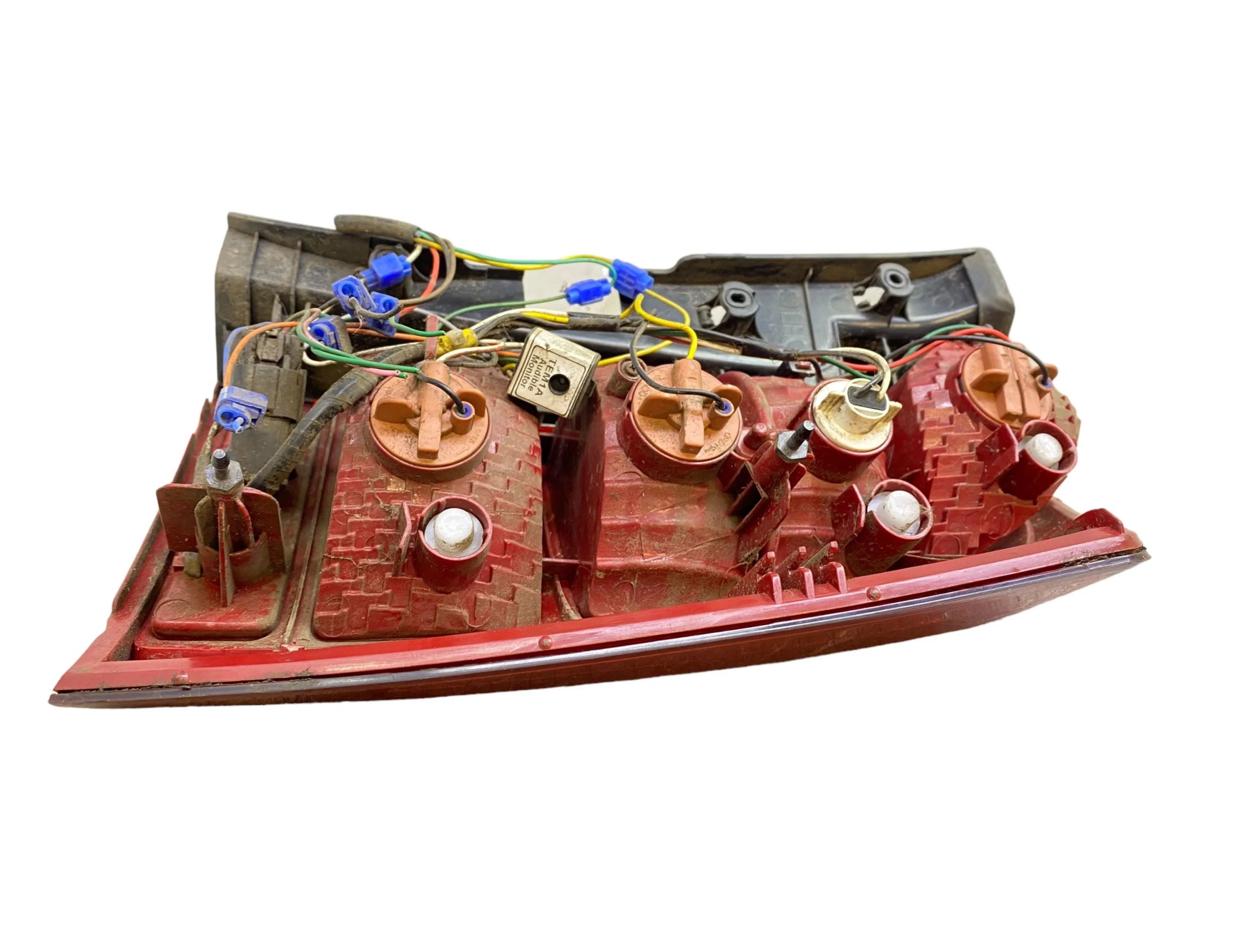 kia CARENS II 2008 левый фонарь