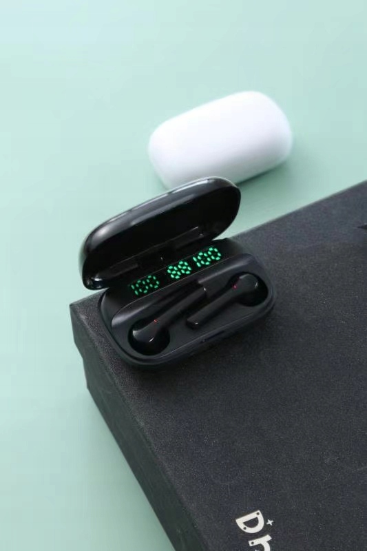 SŁUCHAWKI BEZPRZEWODOWE Sportowe BT5.1 + ETUI Model K12