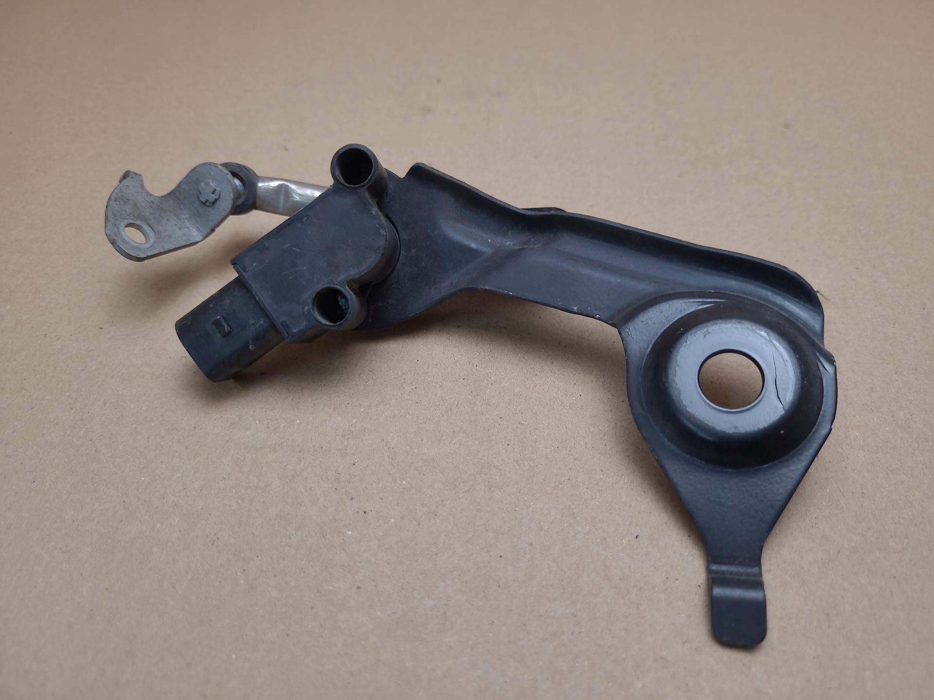 Sensor poziomowania Audi A4 B8 2011 8K0941309