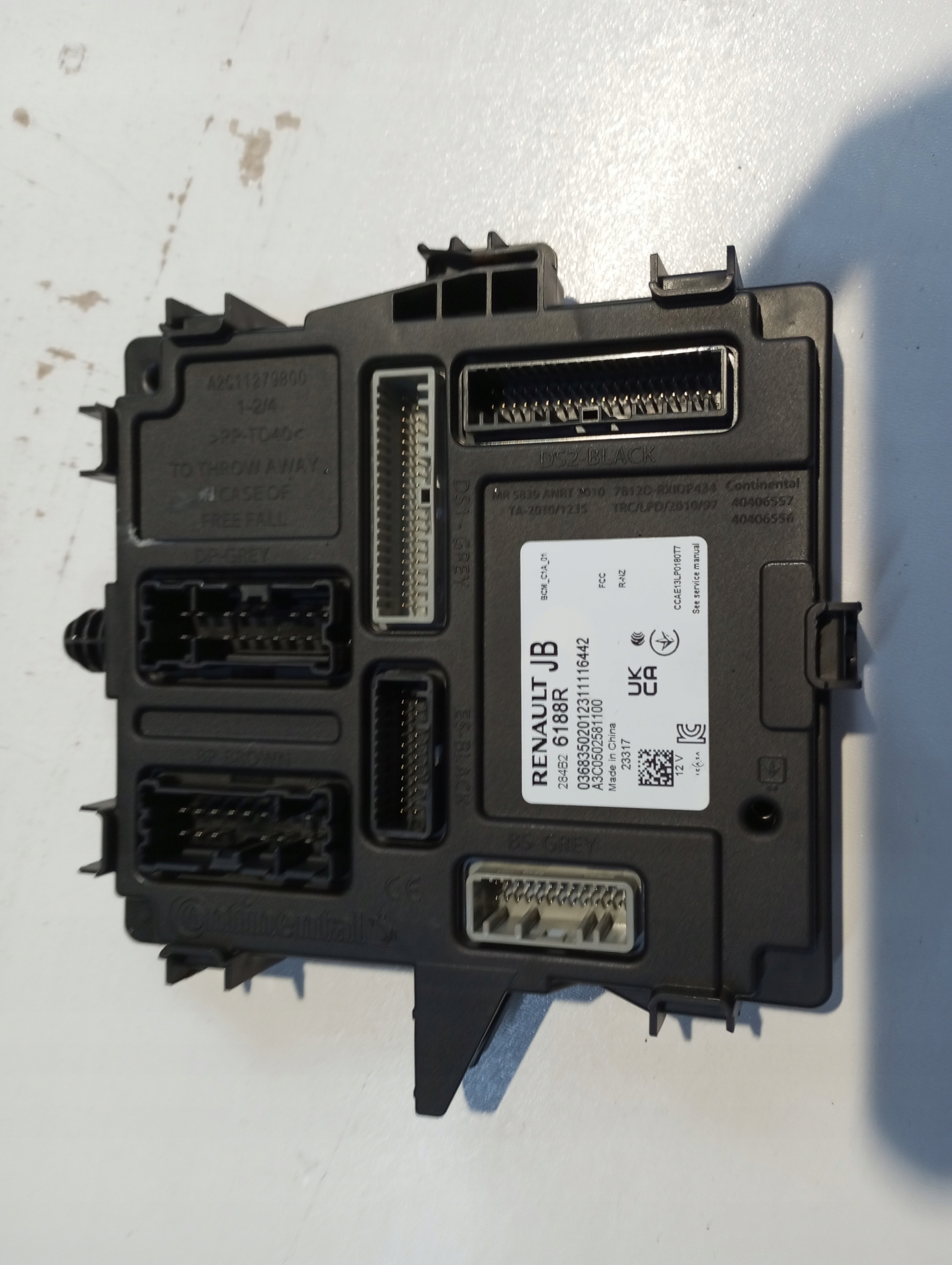 Unité commande confort BCM DACIA JOGGER 24R 284B26188R