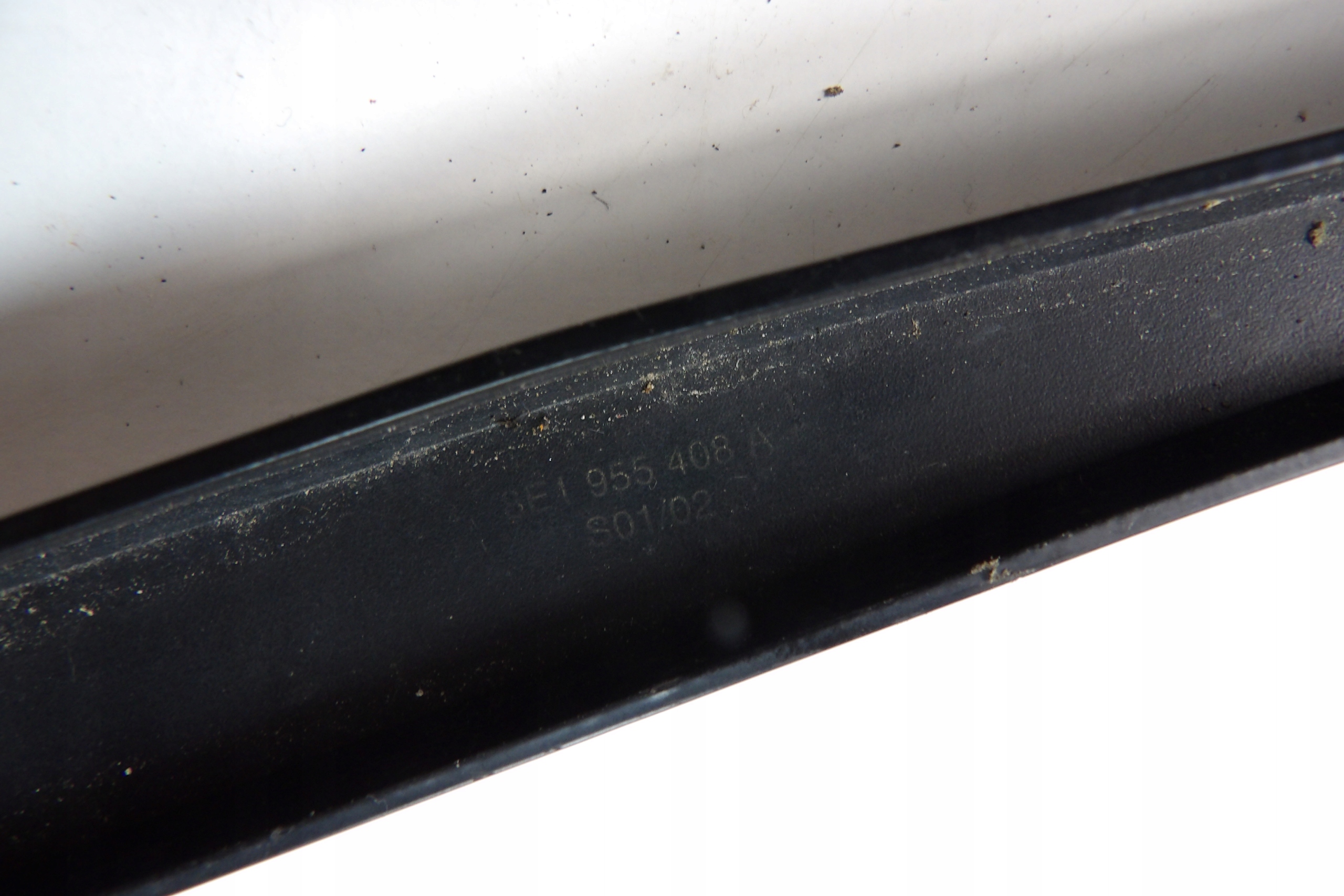 AUDI A4 B6 wiper arm right
