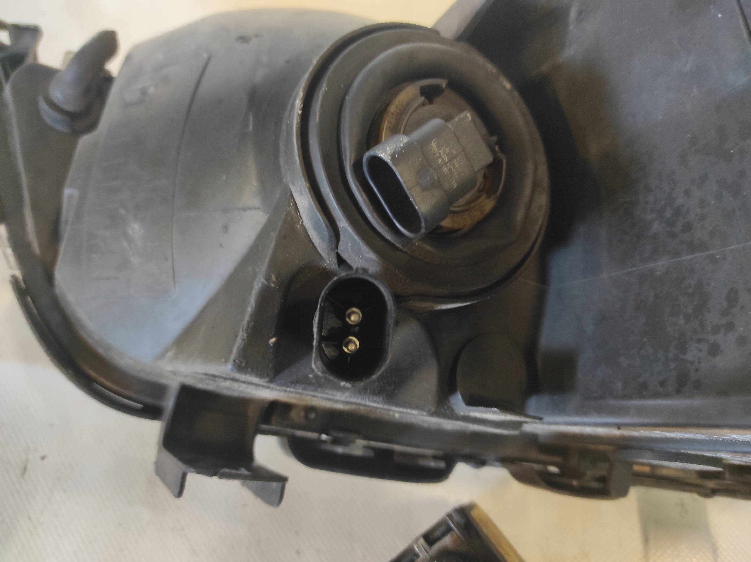 light left REFLEKTOR left XENON BMW X5 E53 HELLA