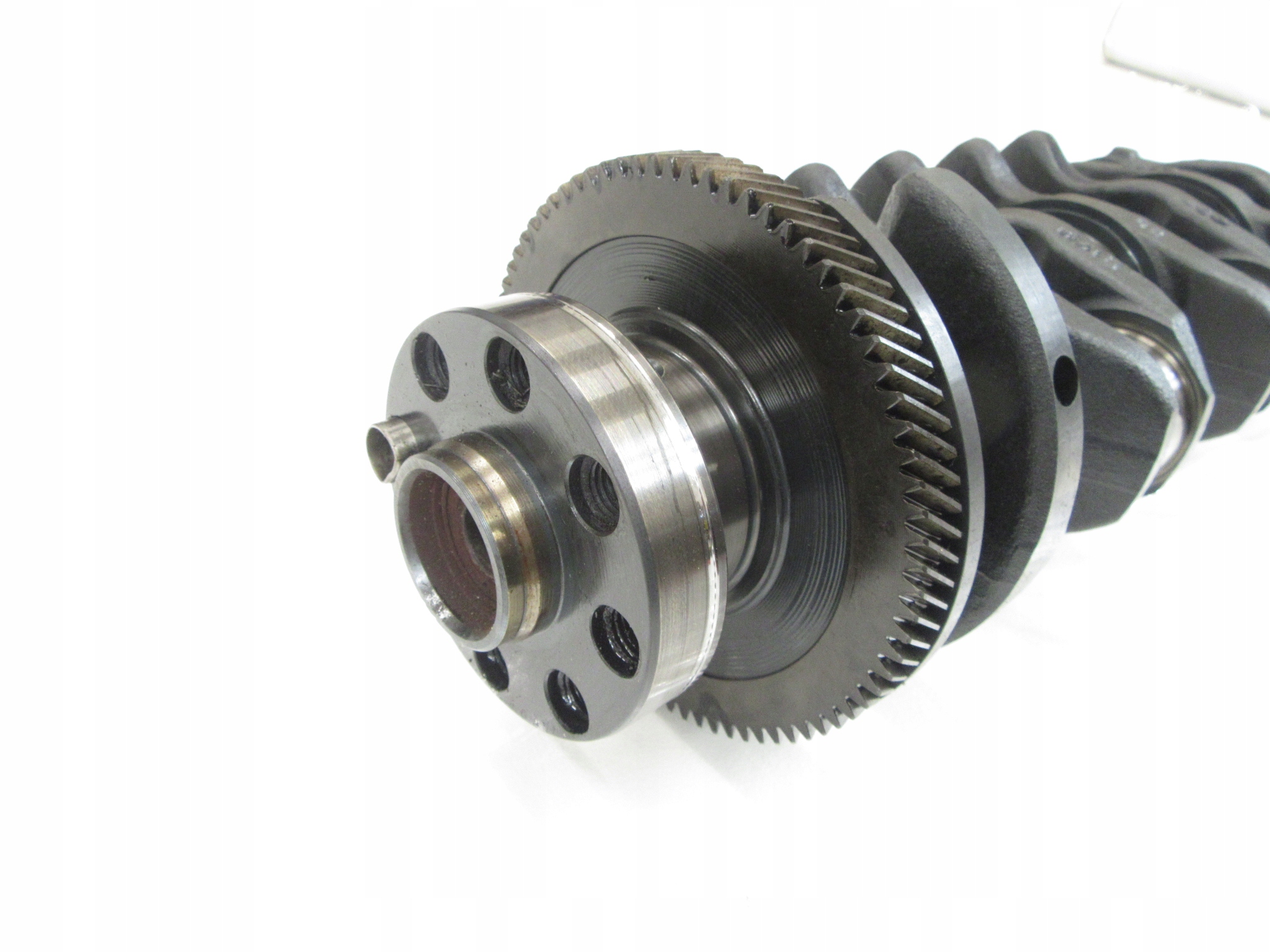 Arbre moteur BMW e46 e60 e90 e91 1.8 2.0 M47n m47n2