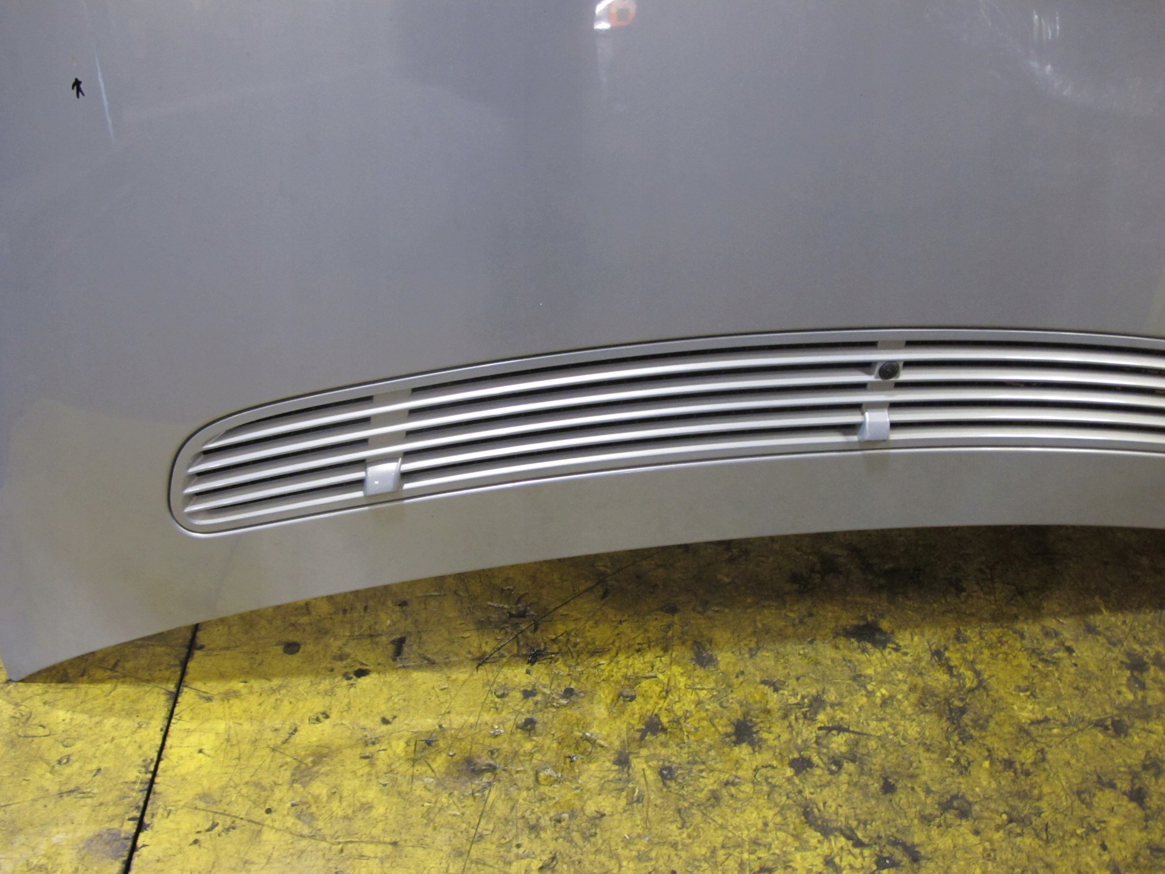 MERCEDES W220 S-KLASA bonnet front grille 347