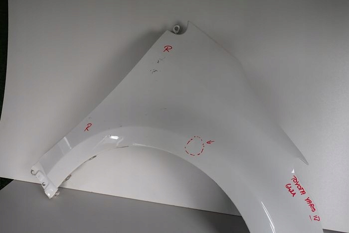 TOYOTA YARIS IV 20- fender right front front