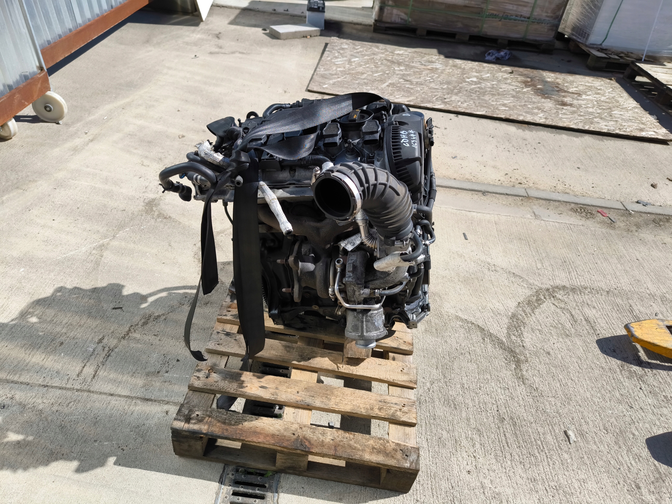 engine complete AUDI A4 A5 Q5 1.8 TFSI CDH CDHB original !