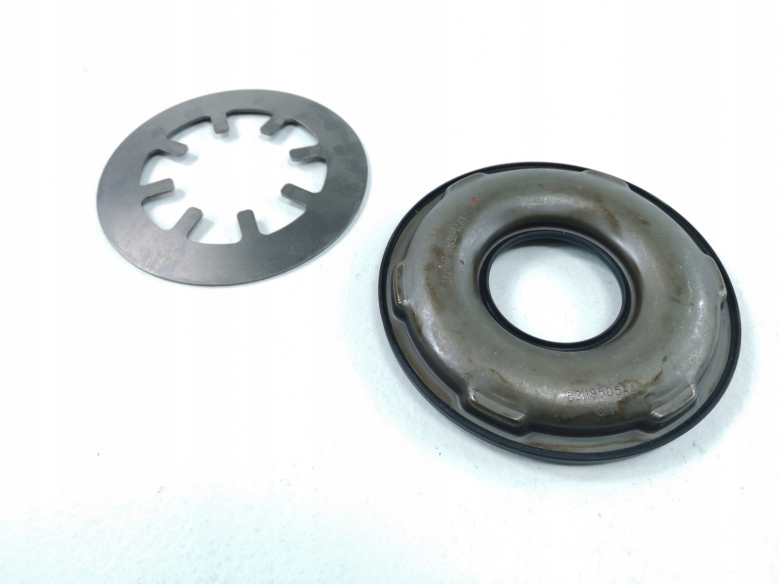 ELEMENT TLOCZKA gearboxes AUTOMATYCZNEJ DODGE RAM / 105179008AA
