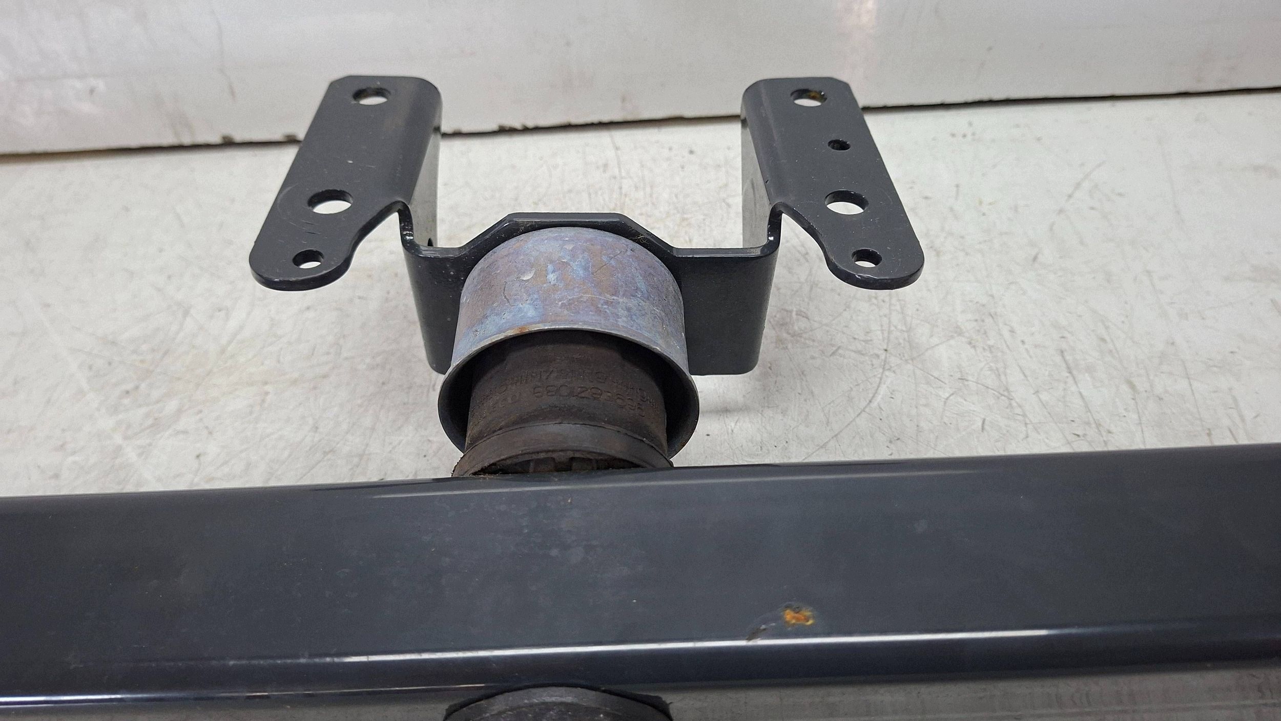 Supporto cambio ingranaggi 5802428557 IVECO DAILY IV 2014