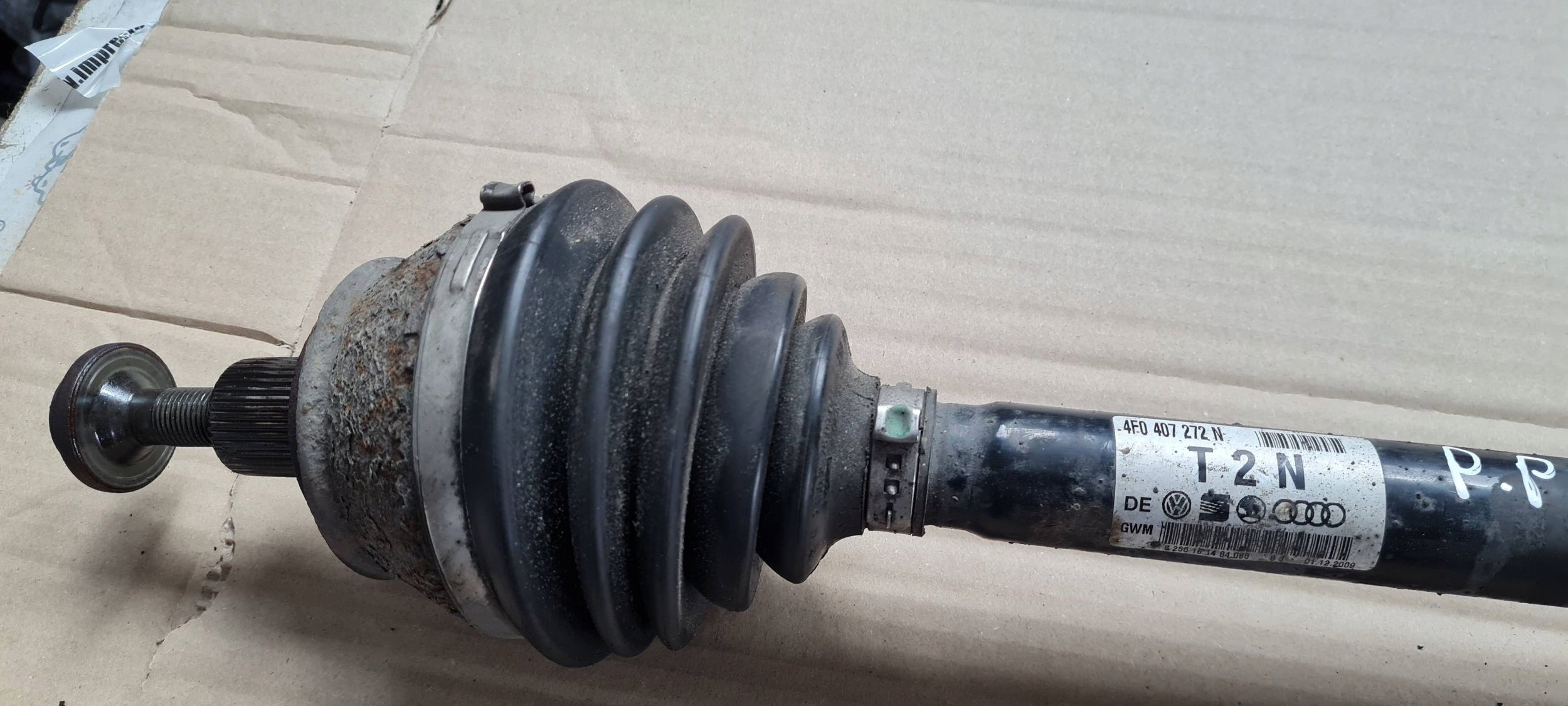 A6 C6 LIFT semi-axis semi-axis right front 2.0 TDI AUTOMAT 4F0407272N