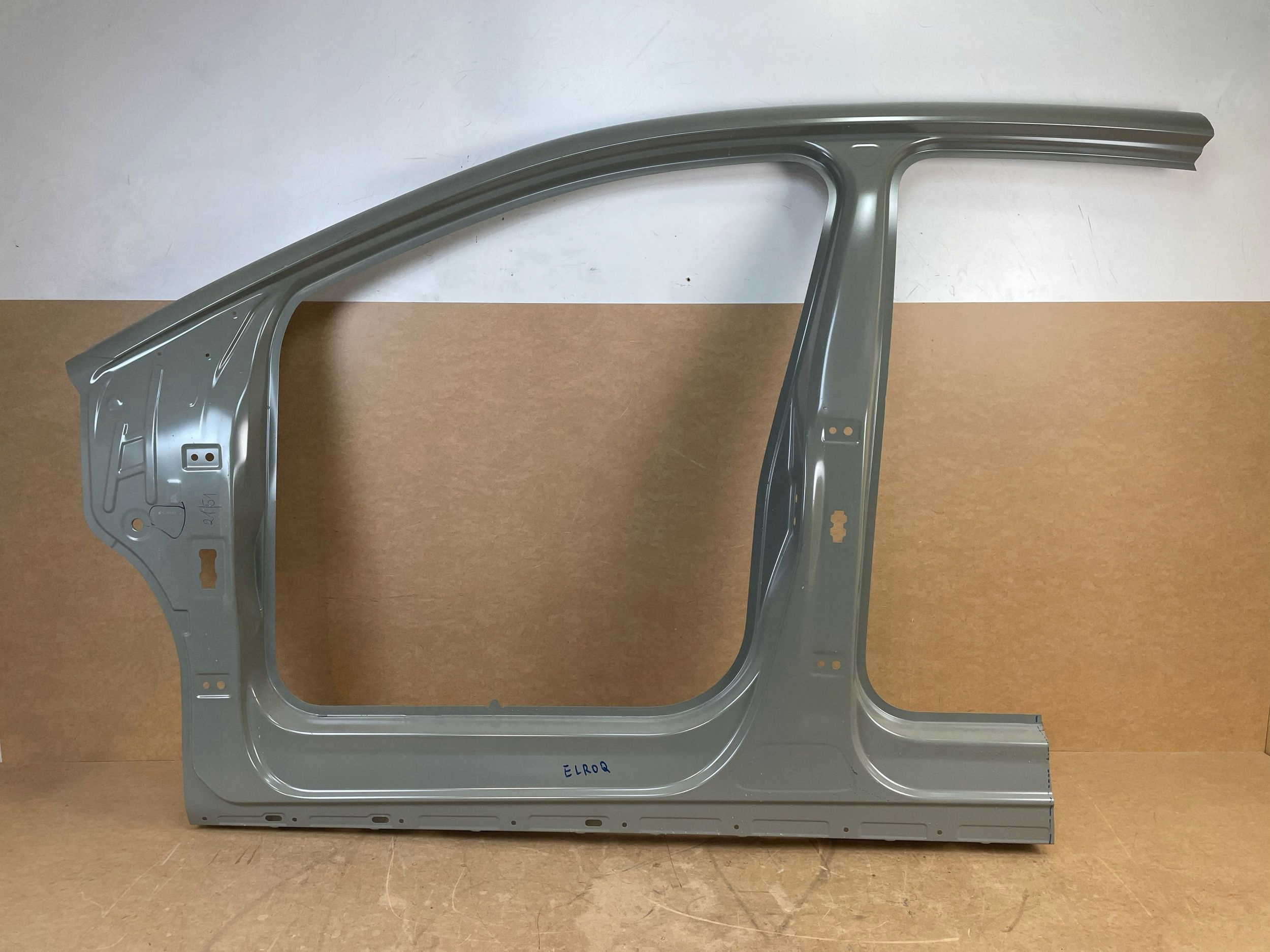 threshold pillar side left front left SKODA ELROQ 2024- 5LJ809805A