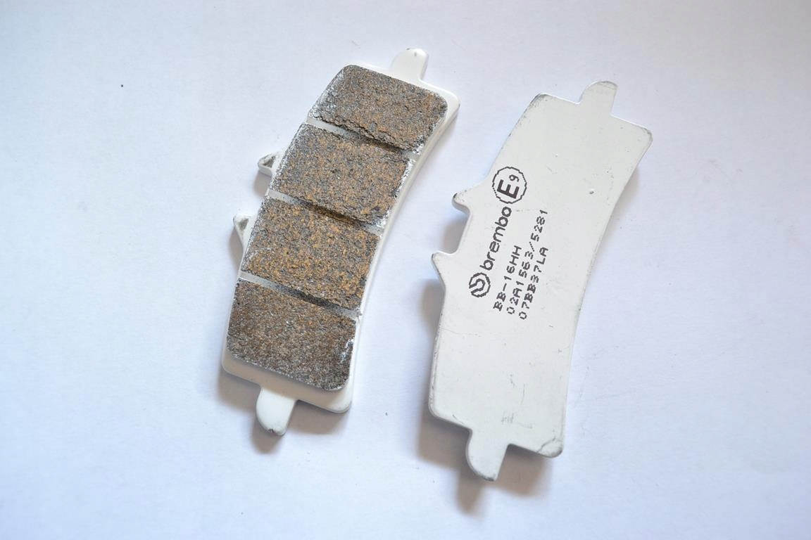 brzdové doštičky Brembo La 07BB37LA KH447