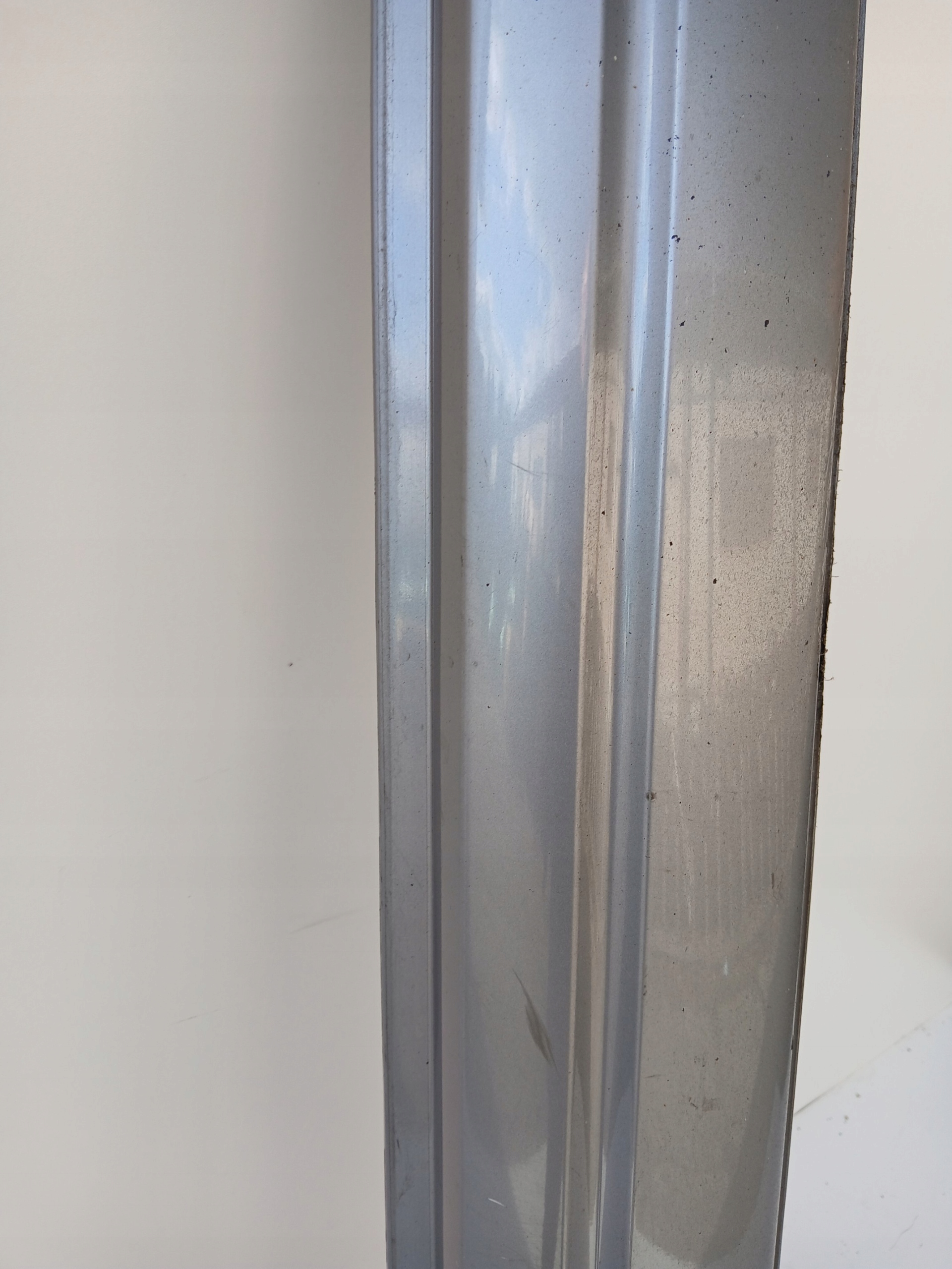moulding threshold right BMW X3 E83 M PAKIET SILBERGRAU A08/7