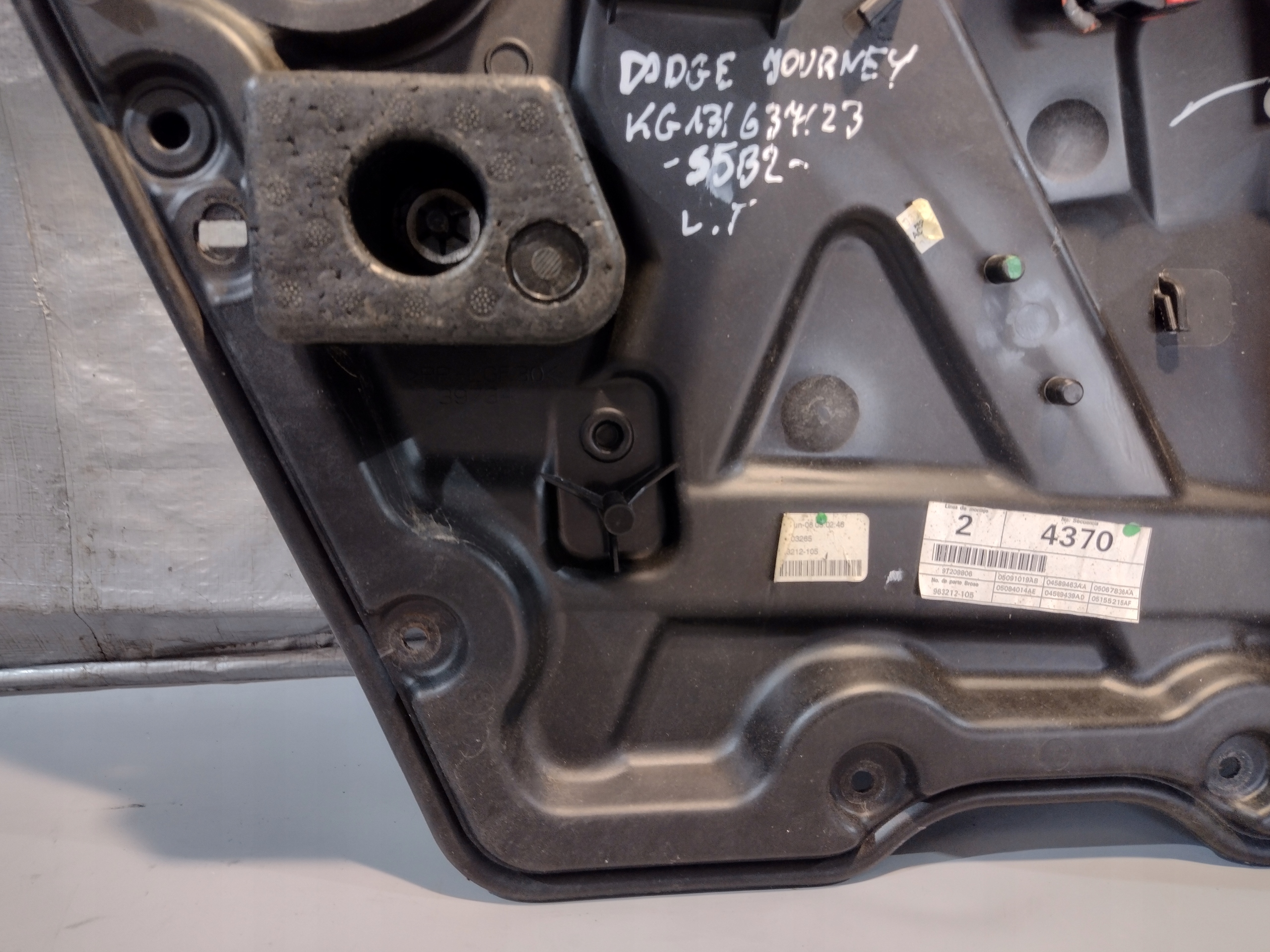window regulator left rear part Dodge Journey 963212-105