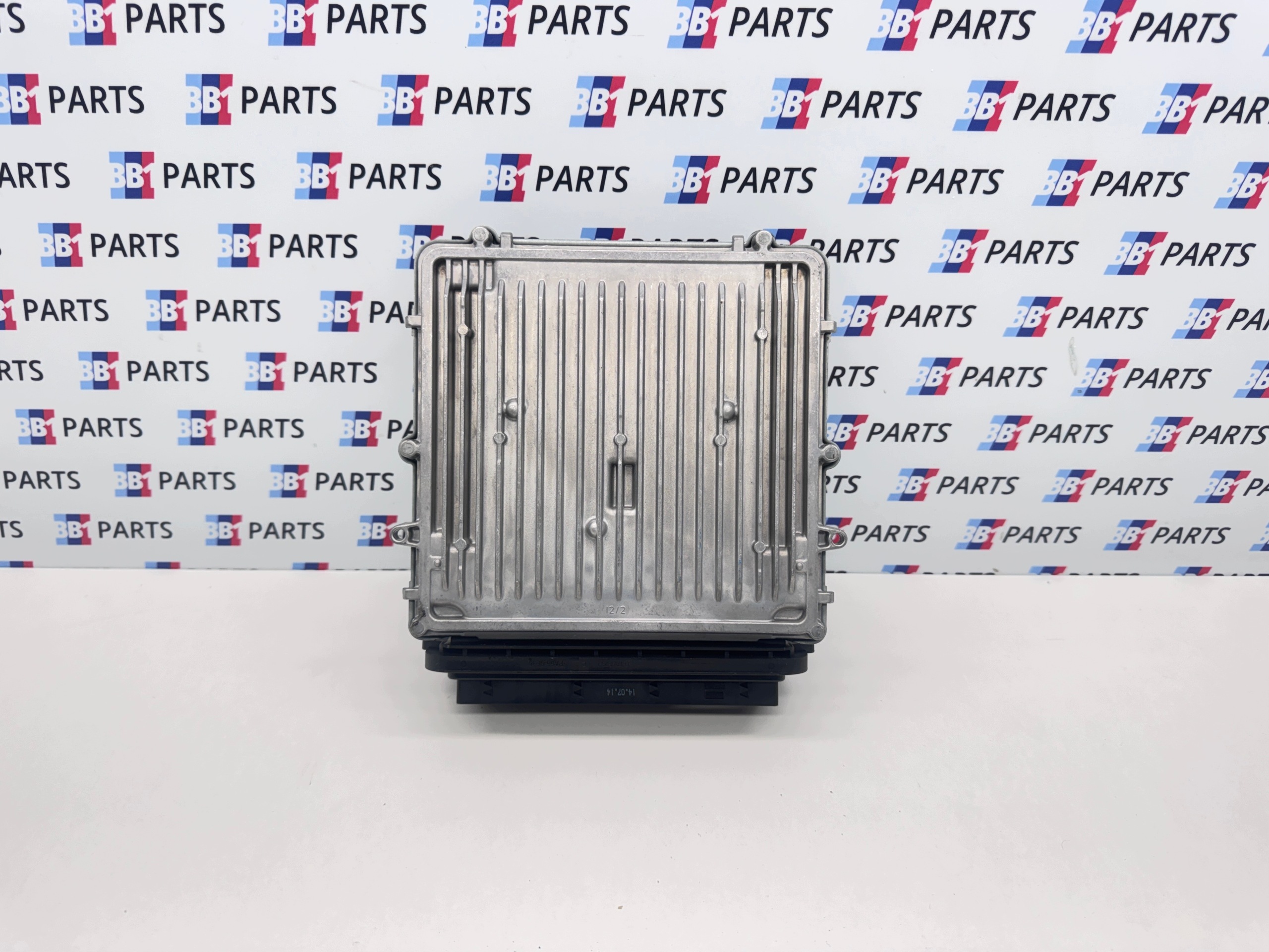 BMW F32 computer control unit of the engine 435D 313KM N57D30B 8582190