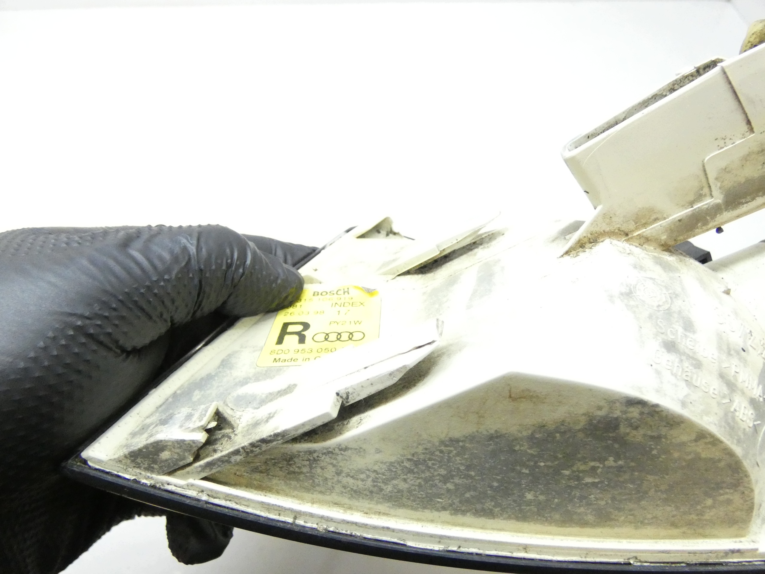 blinkerleuchte rechts vorne AUDI A4 B5 95-99 8D0953050A original OPRAWKA