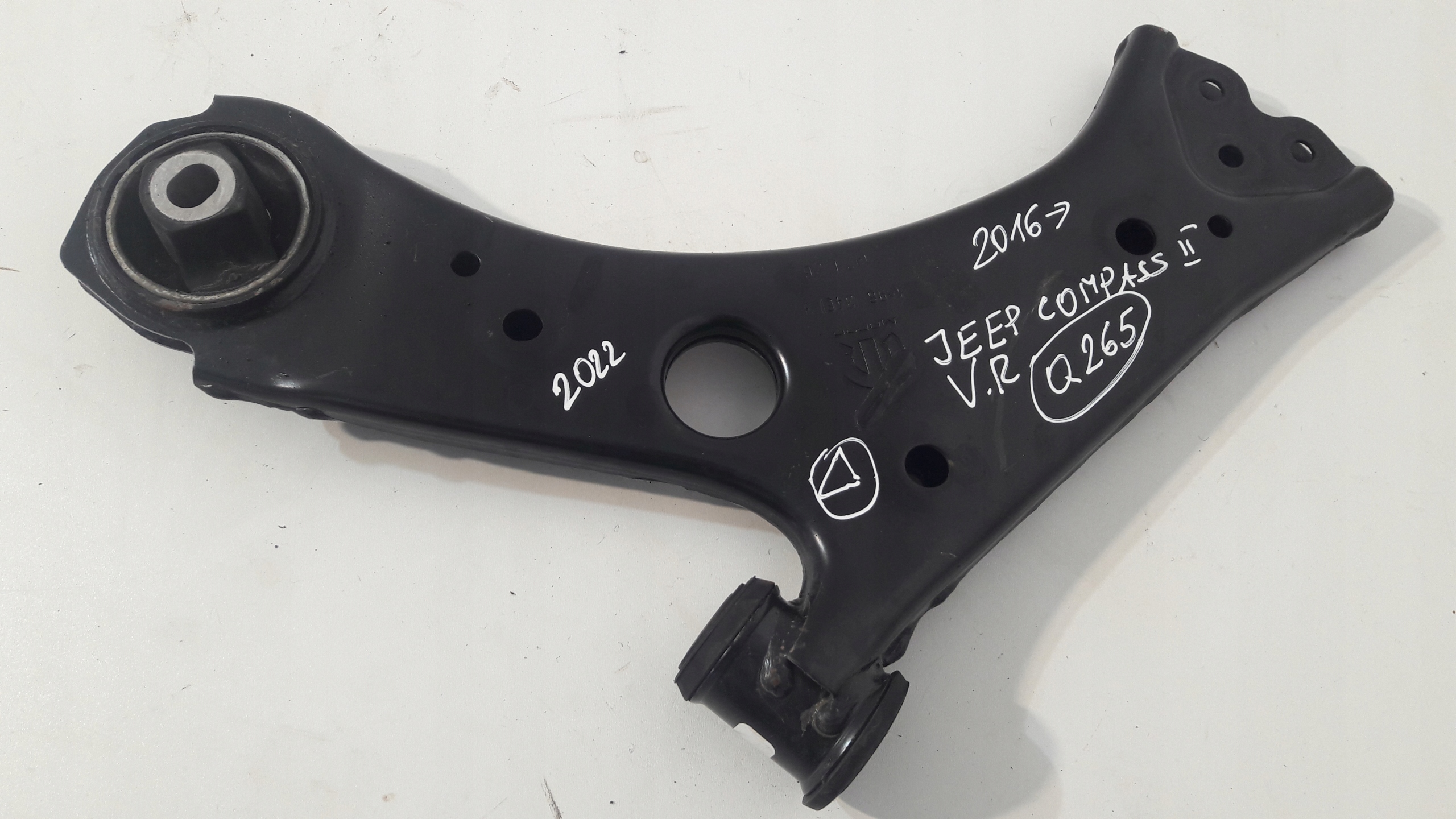 JEEP COMPASS II 2022 arm front right front