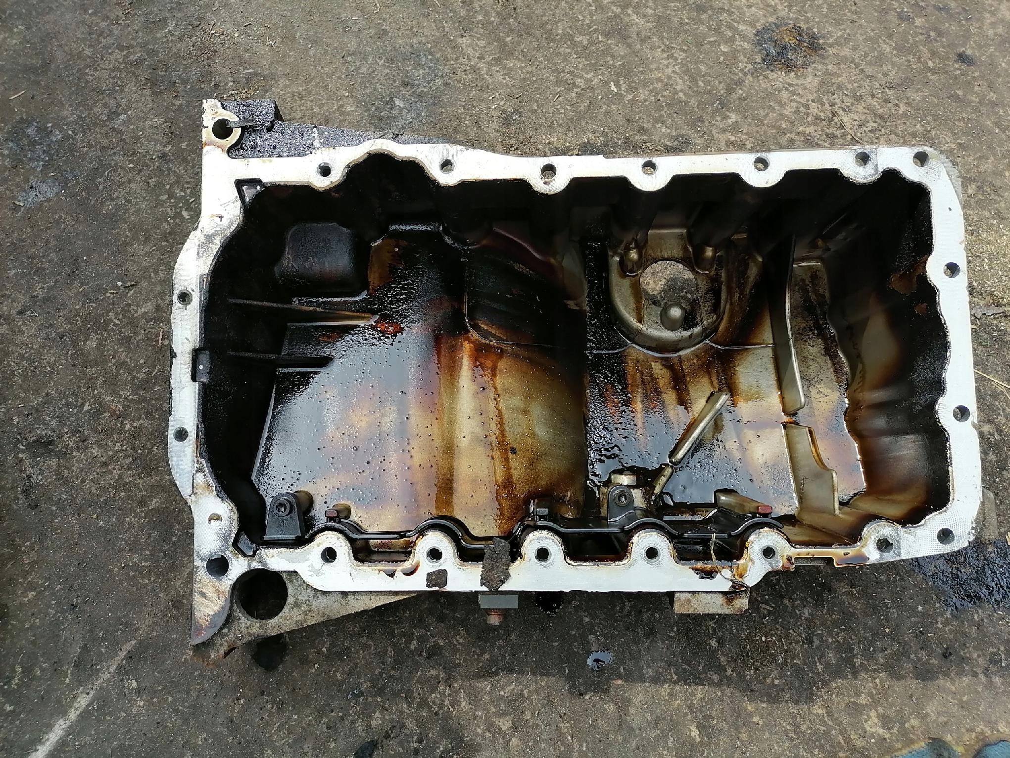 VW AUDI A4 B7 2.0TFSI BGB Coppa olio olio 06B103603AS