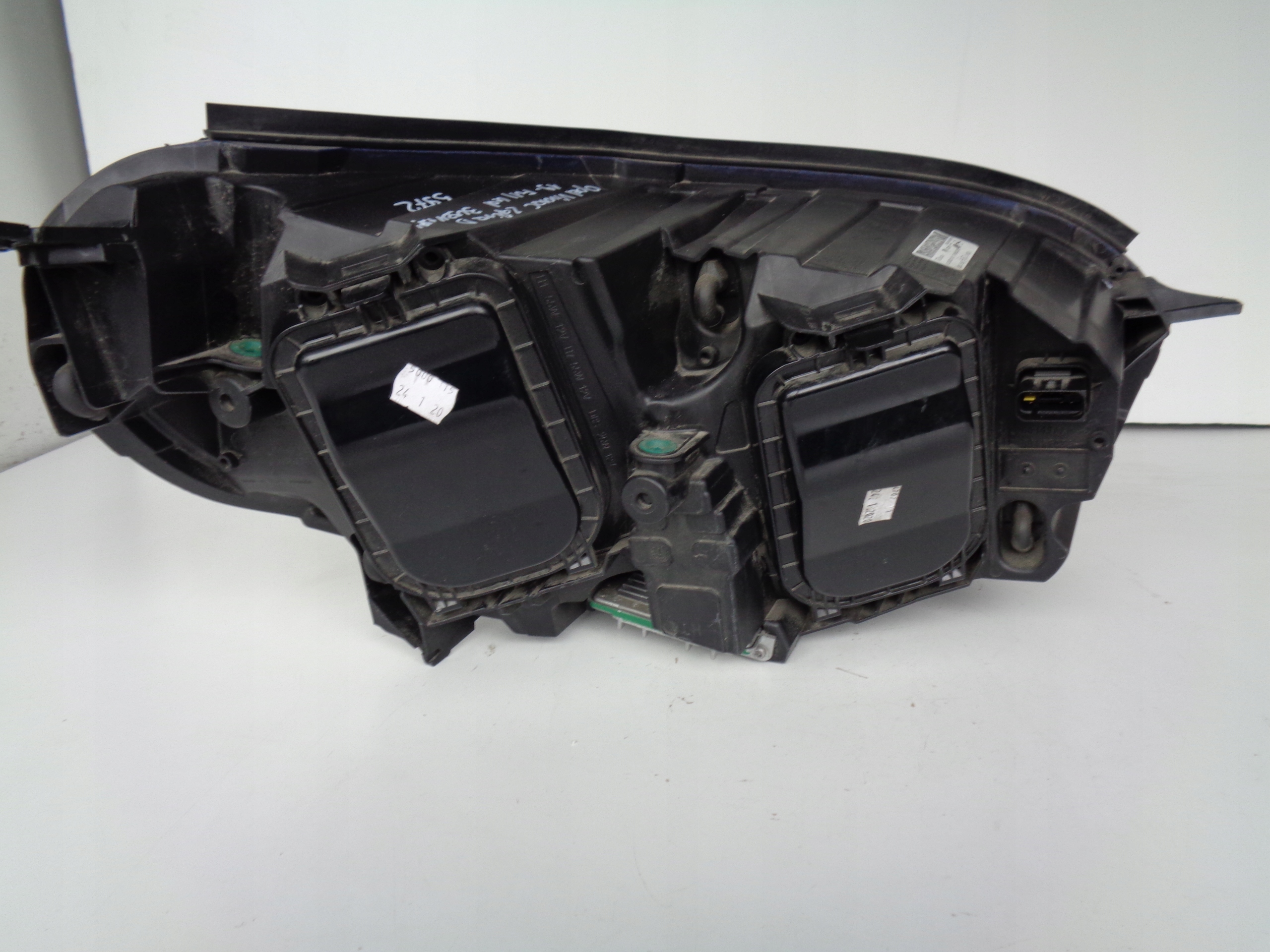 light left OPEL VIVARO C 19- ZAFIRA D XENON