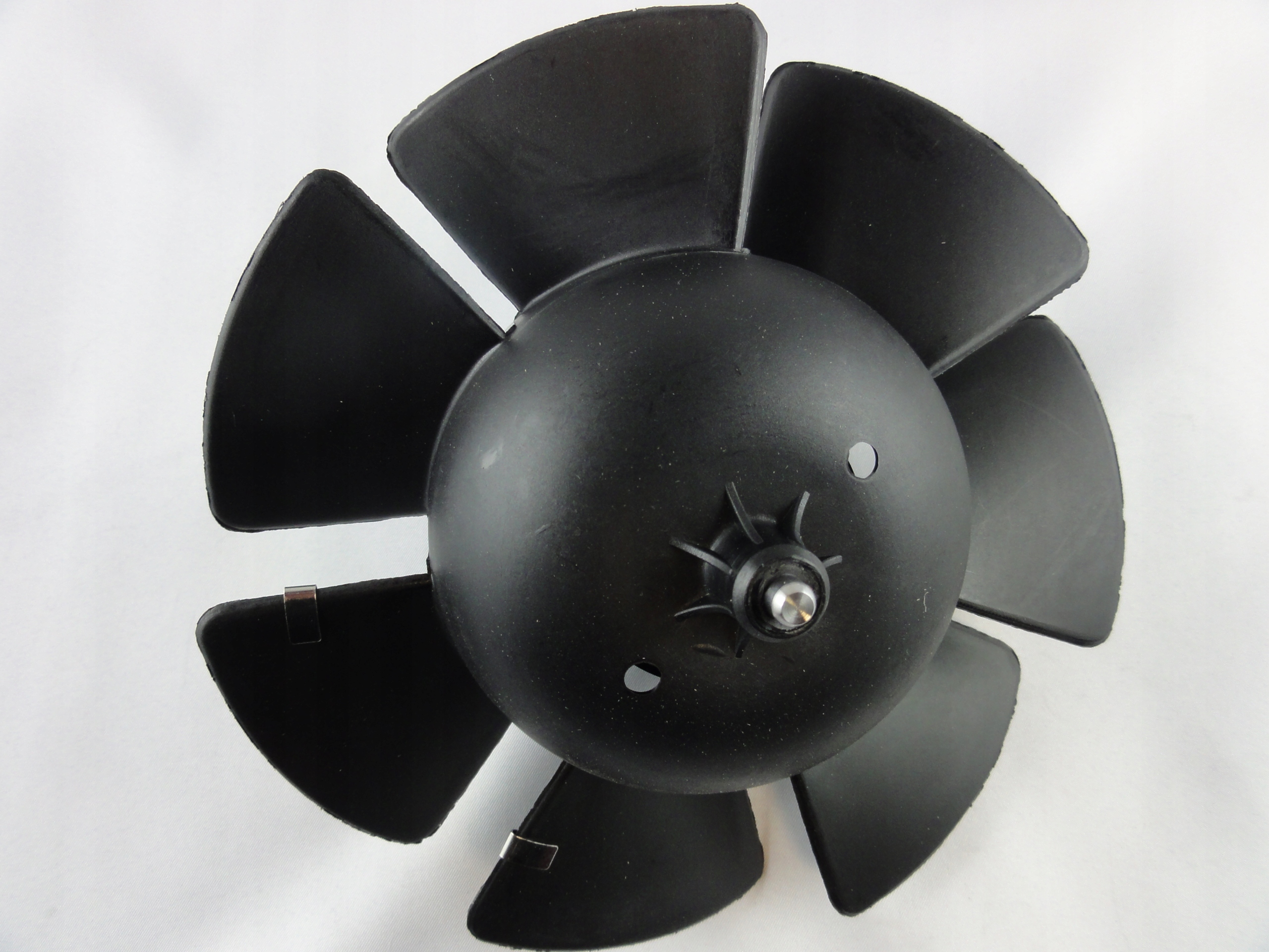 A000 820 - ВЕНТИЛЯТОР САЛОНУ MERCEDES BUS DUCK 207