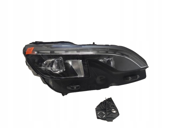 PEUGEOT 3008 5008 II 2 16- LAMPA PRAWA PRZÓD LED 9837759580