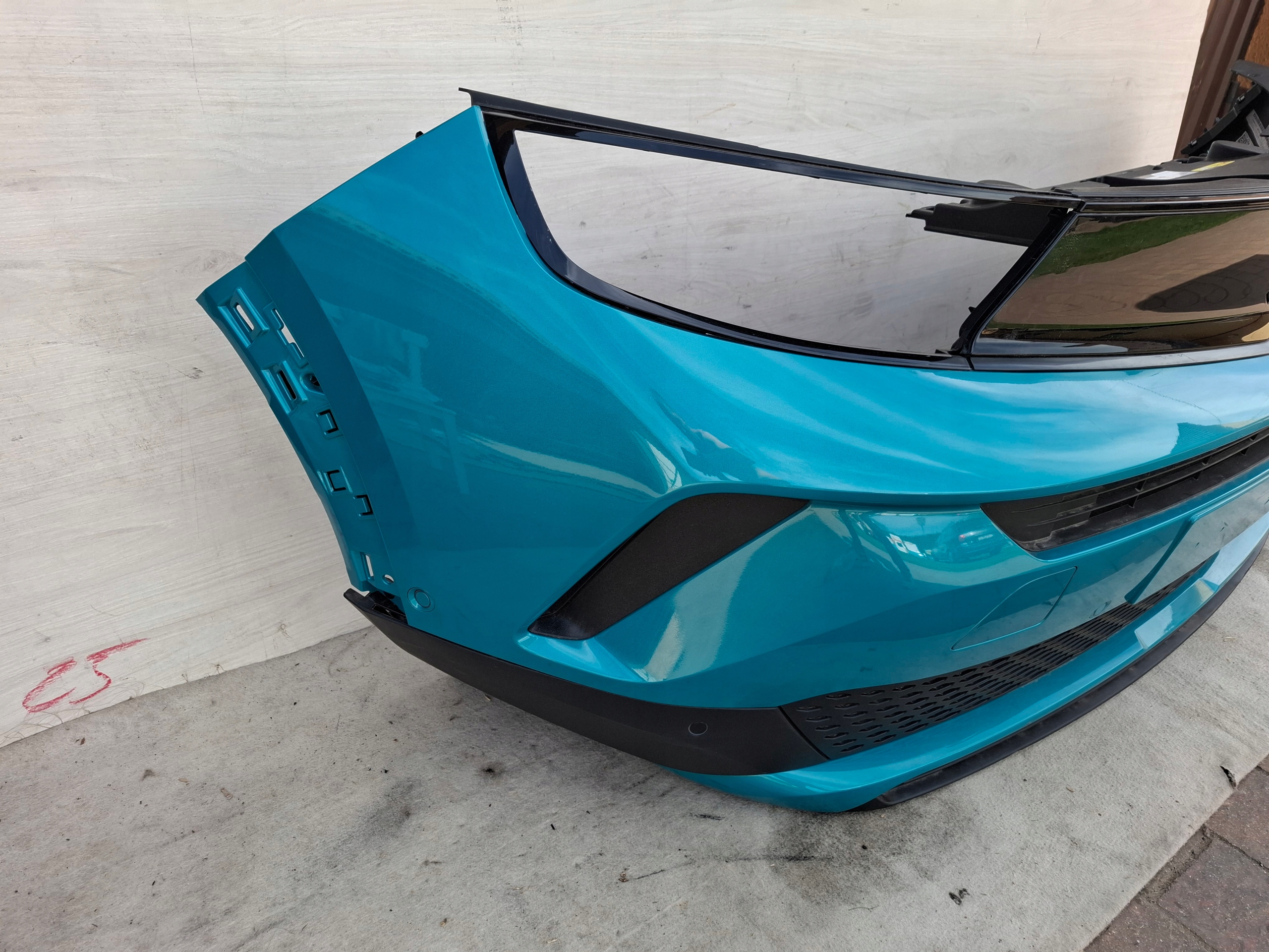 OPEL MOKKA B II LIFT front bumper front complete 25r TROPICAL GREEN