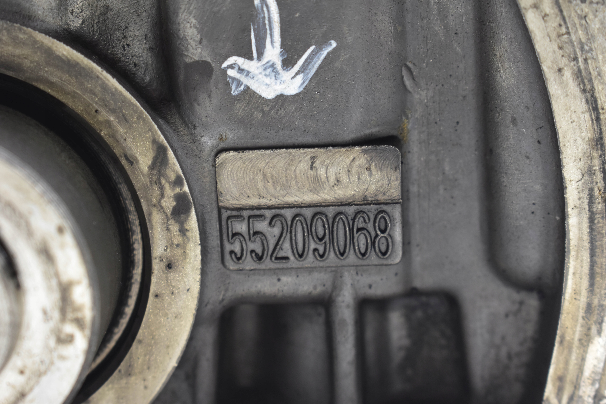 kryt ventilů vačky OPEL CORSA D ASTRA H 1.3 CDTI 55209068