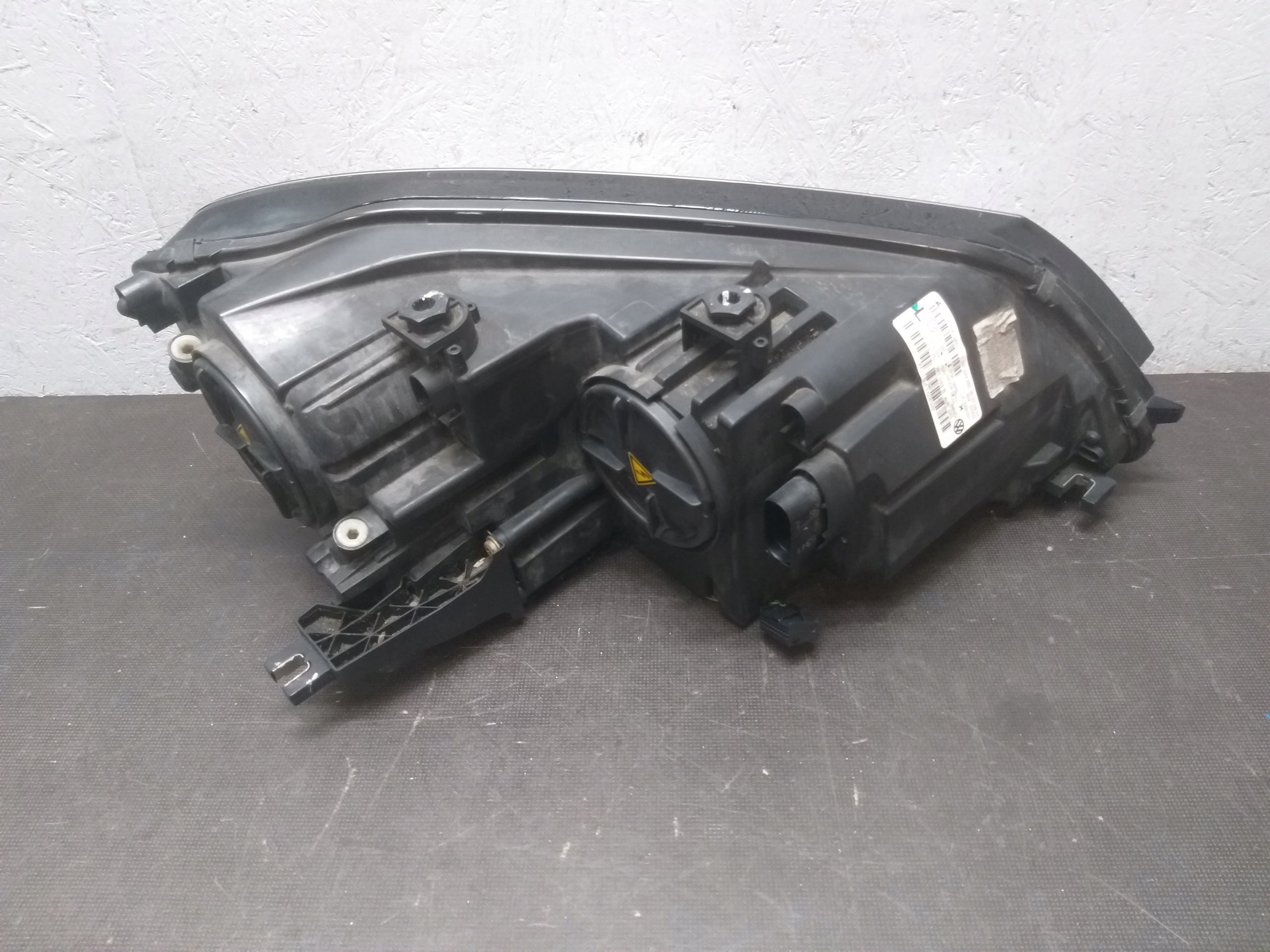 light front left VW SHARAN 10- XENON 7N0941033B