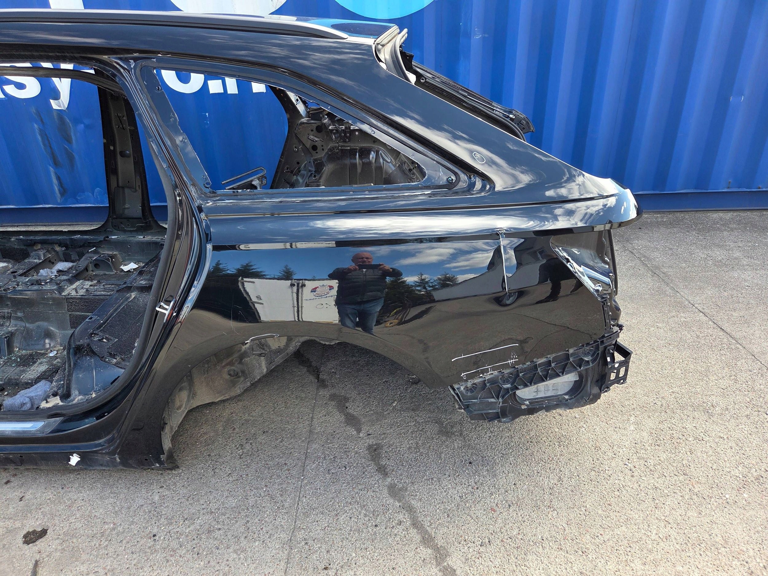 Audi A6 S6 C8 4K quarter rear left sump rear panel