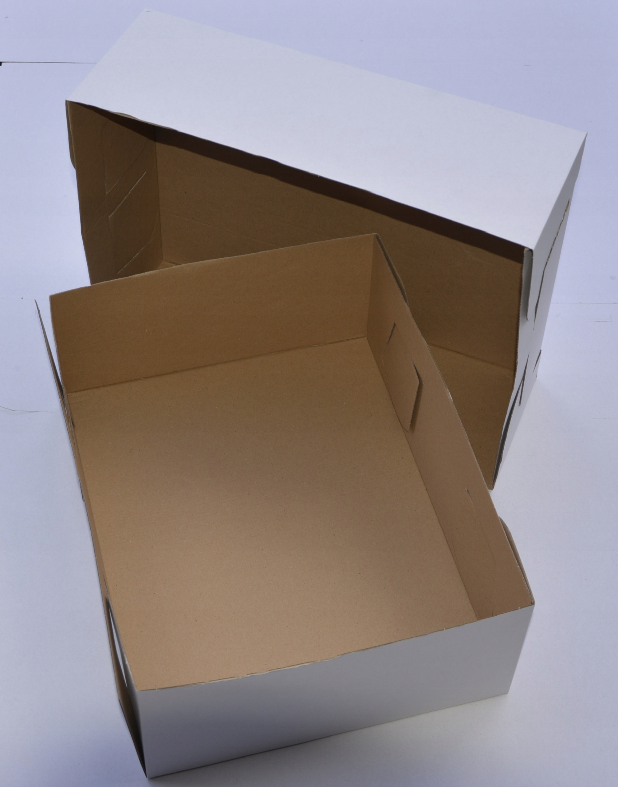 

Karton Pudełko Na Tort Ciasto zamykane 32x42x15