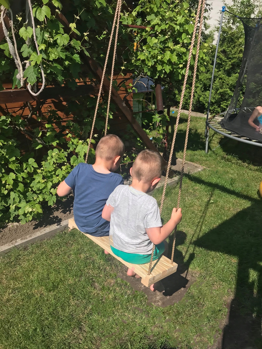 Huśtawka ogrodowa dla dzieci i dorosłych 70/24 cm, solidna, od producenta Producent inna