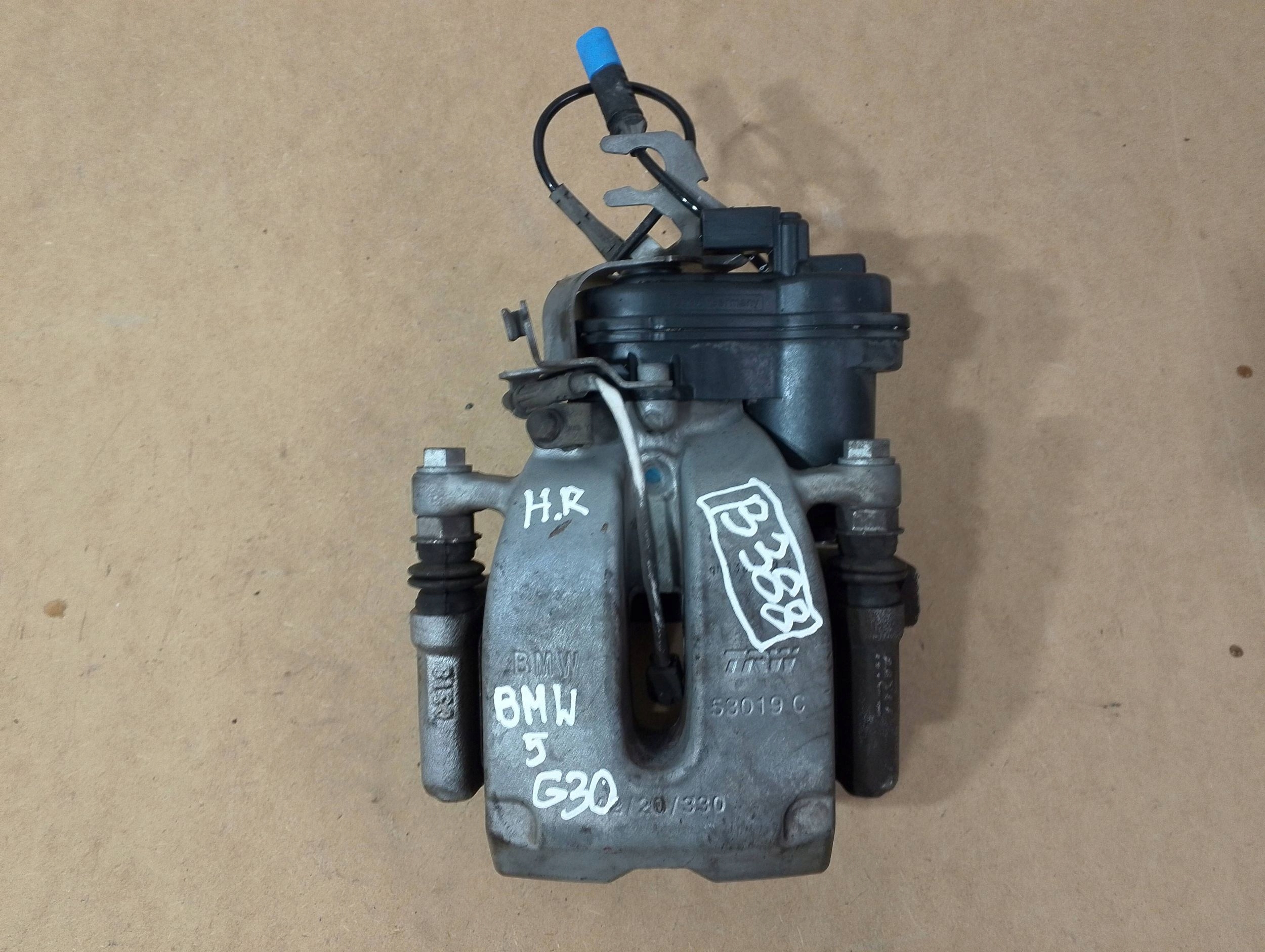 BMW 5 G30 G31 caliper brake rear right 53019C (B388)