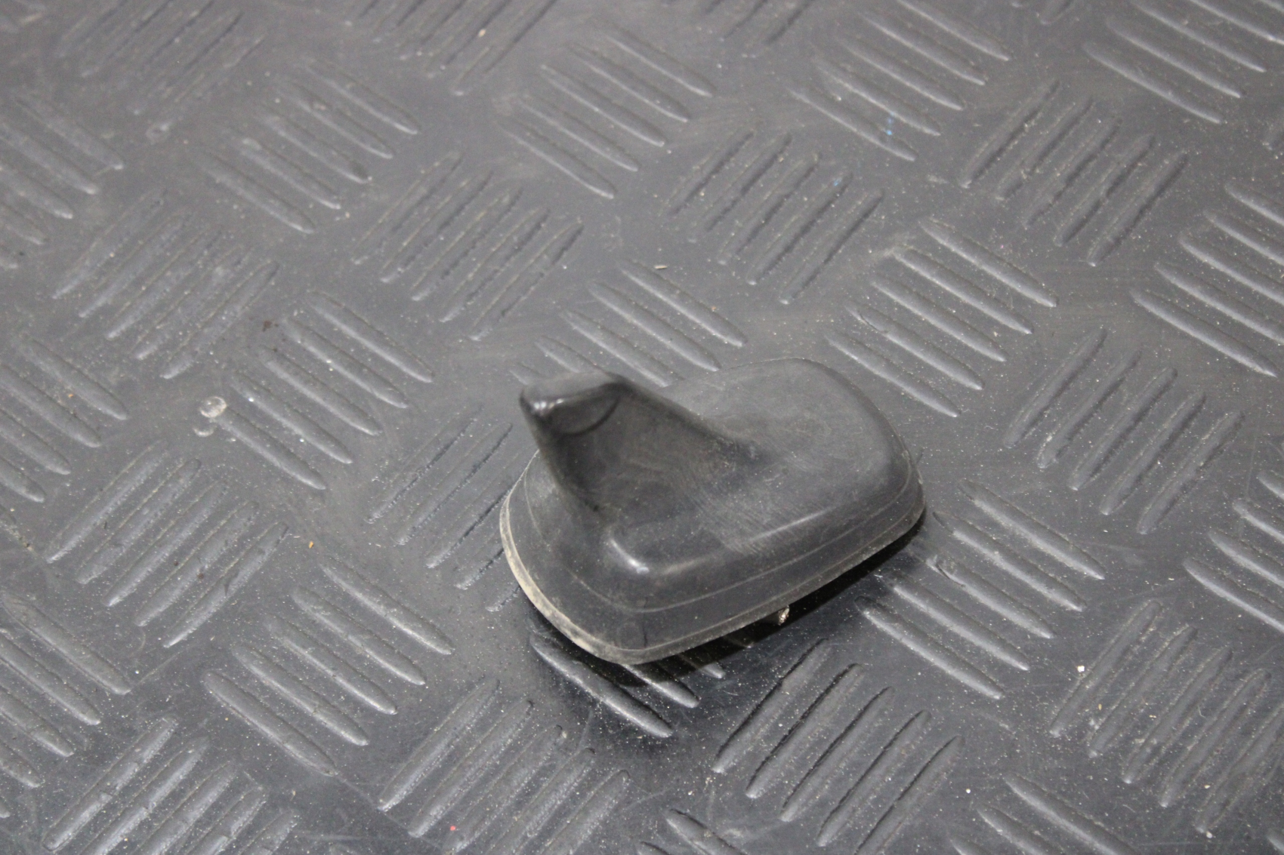 ANTENA dach 5Q0035507Q VW PASSAT B8 3G0 3G9