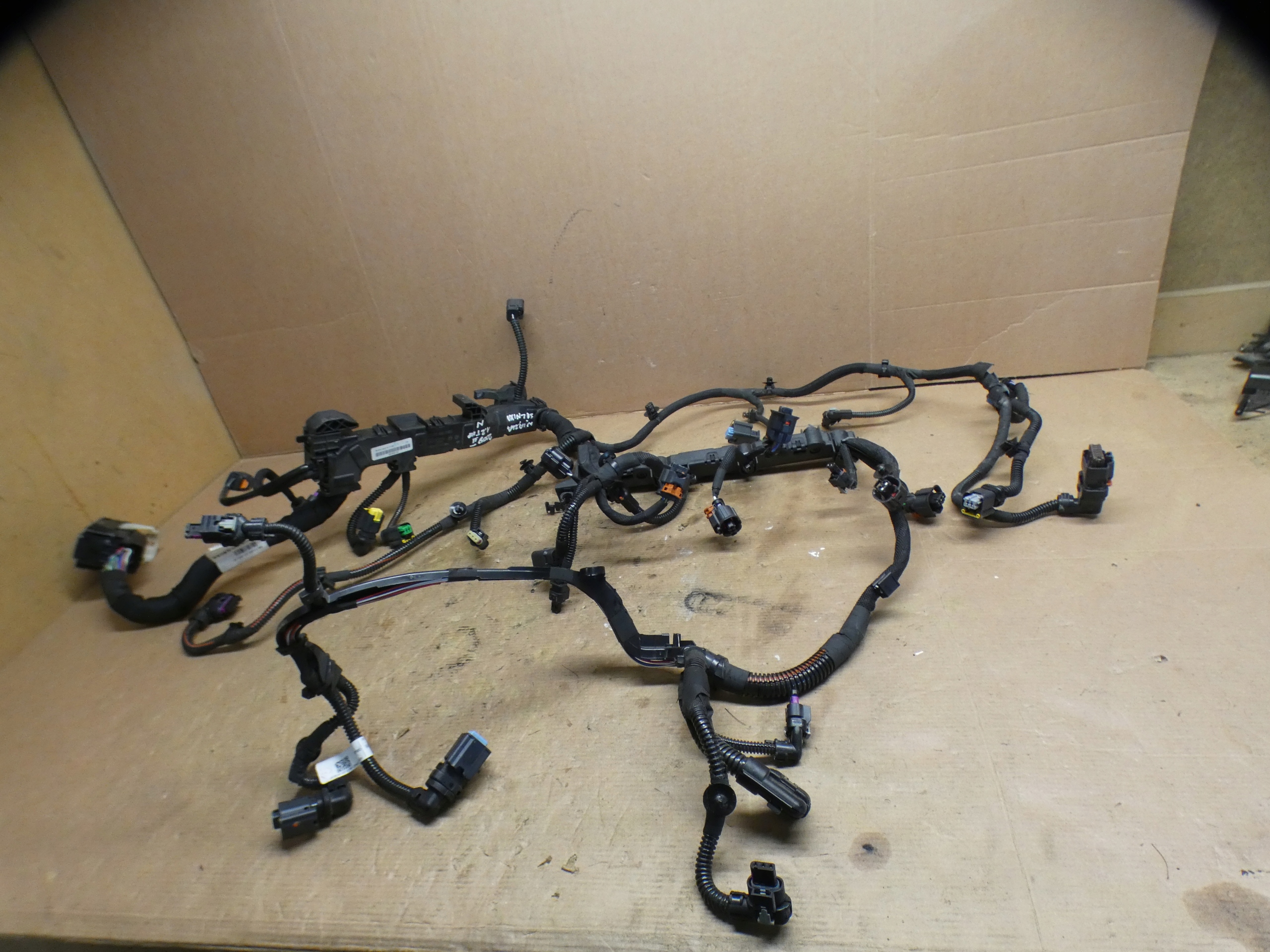 bundle of the engine Opel Corsa 1.2 THP HN05 2022r 9848660780