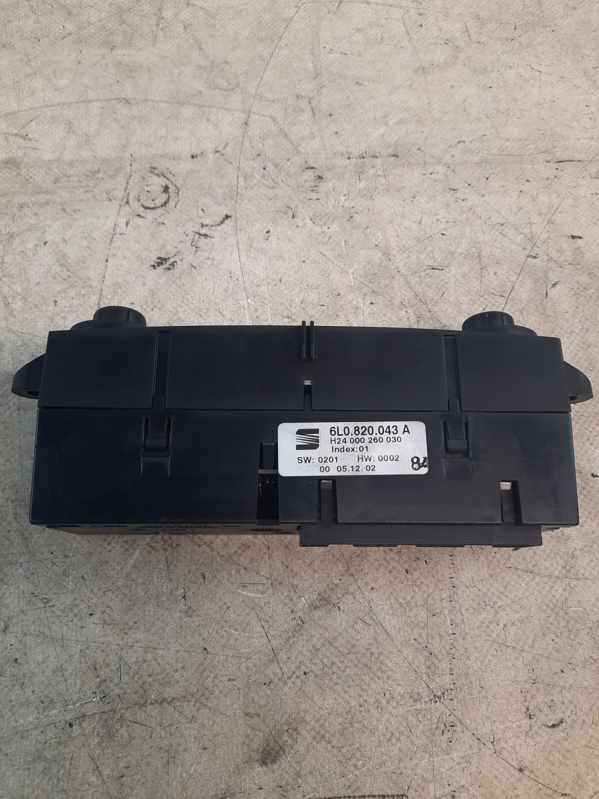 Panel Bouches buses Seat Ibiza III 6L0820043A