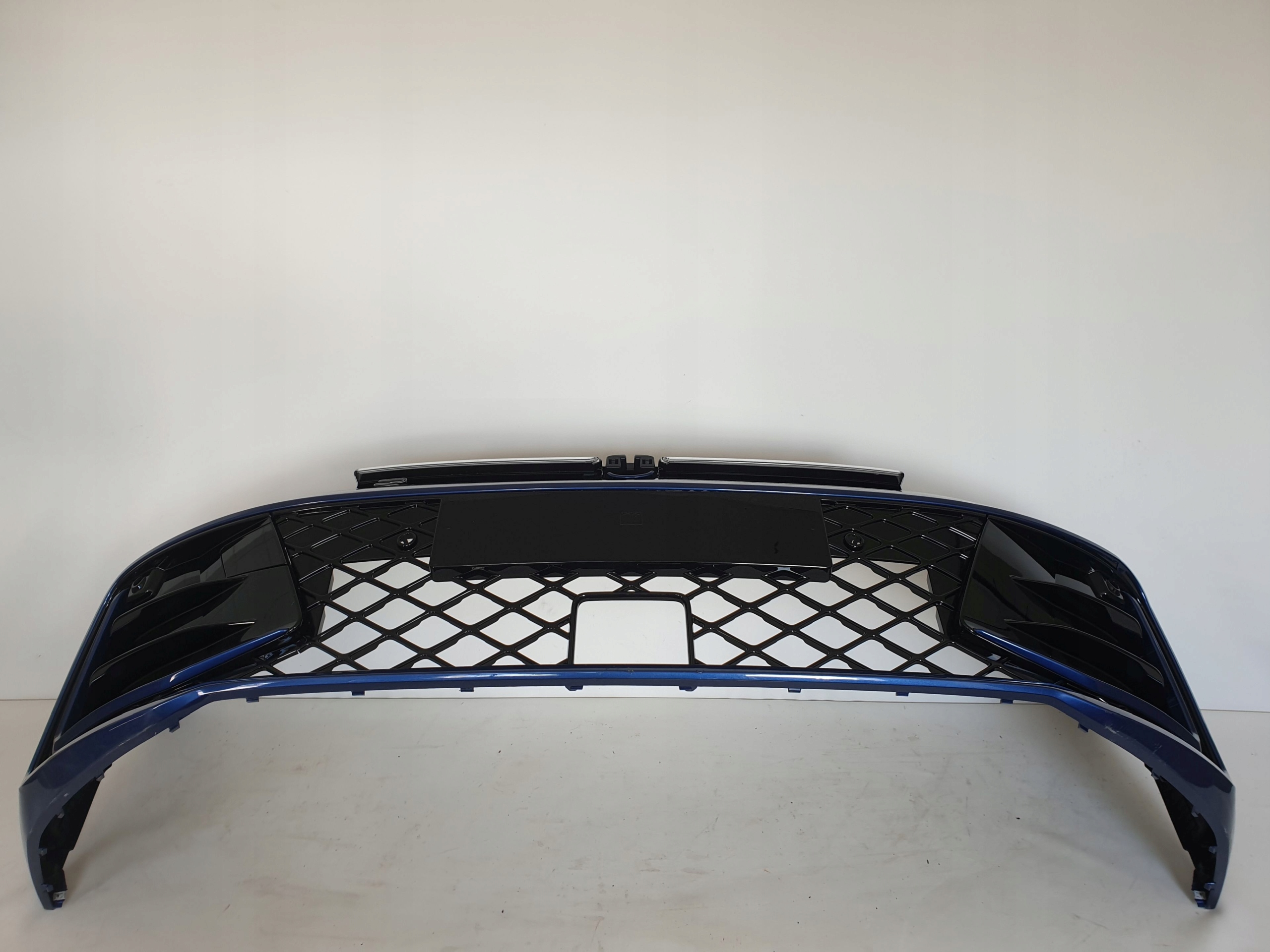 VOLKSWAGEN VW PASSAT B9 3J R-LINE 23-> bumper front grill LED PDC