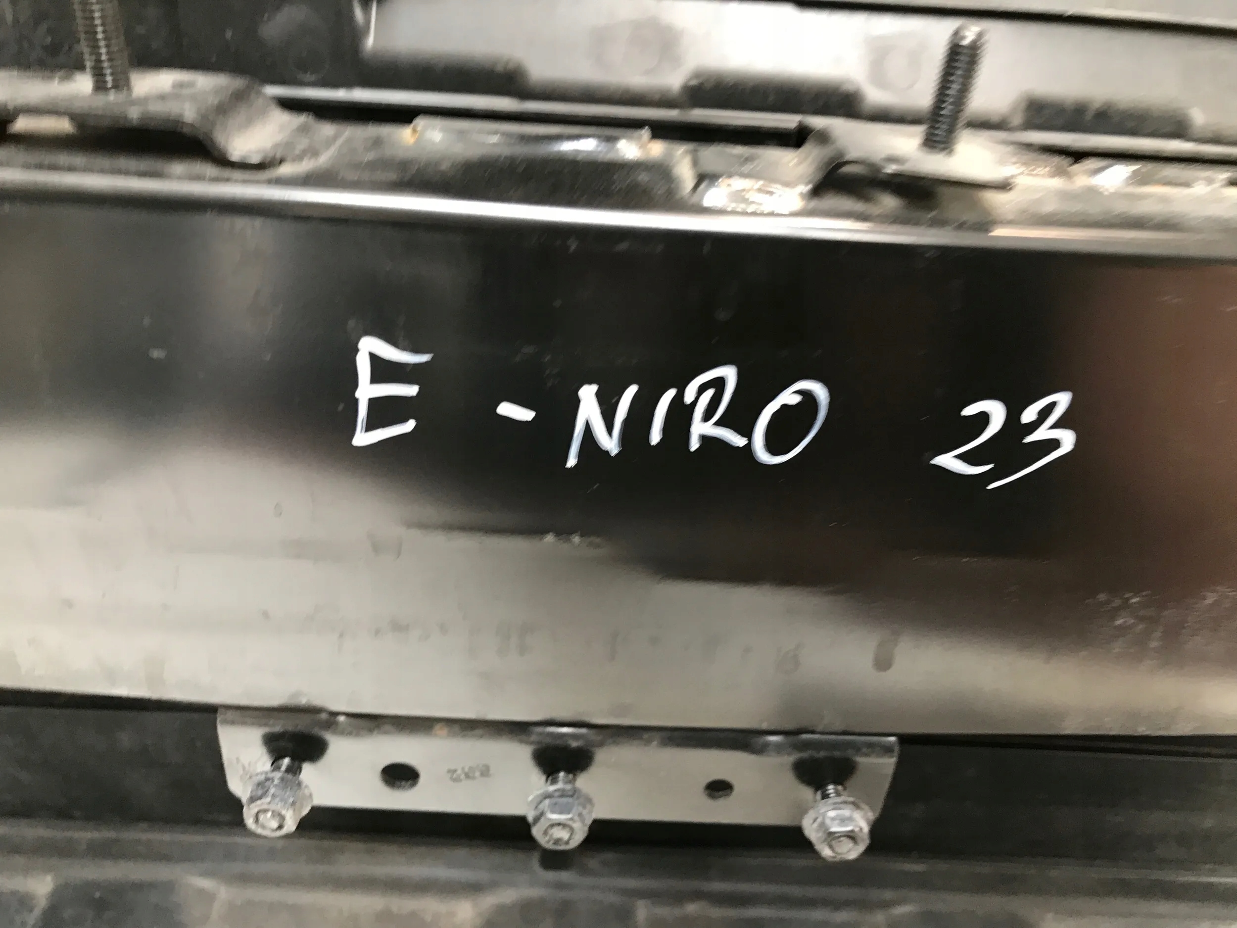 KIA NIRO EV II 2023 KOMPLET CHŁODNIC PAS PRZÓD Wersja Europejska