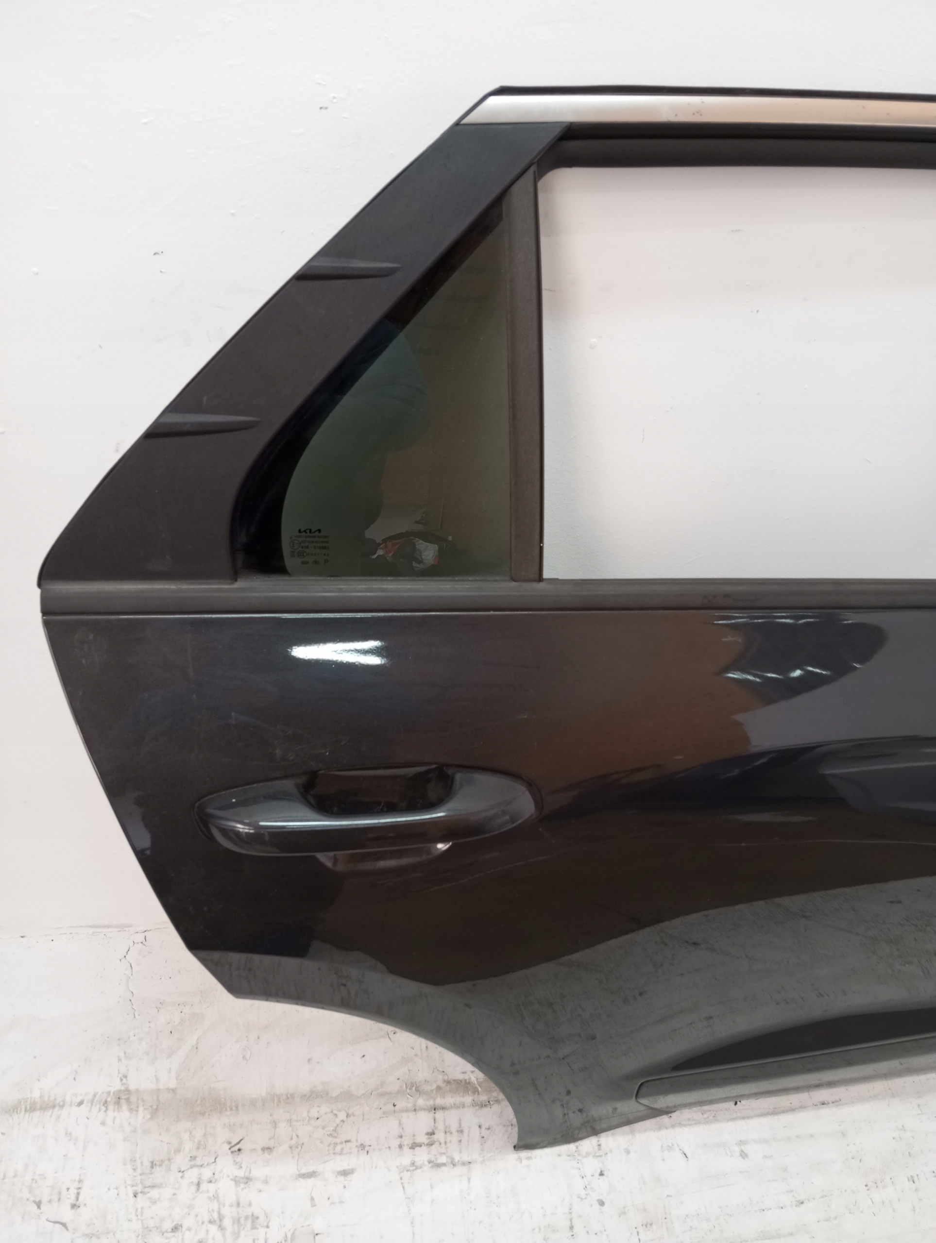 door right rear. KIA NIRO II 23R