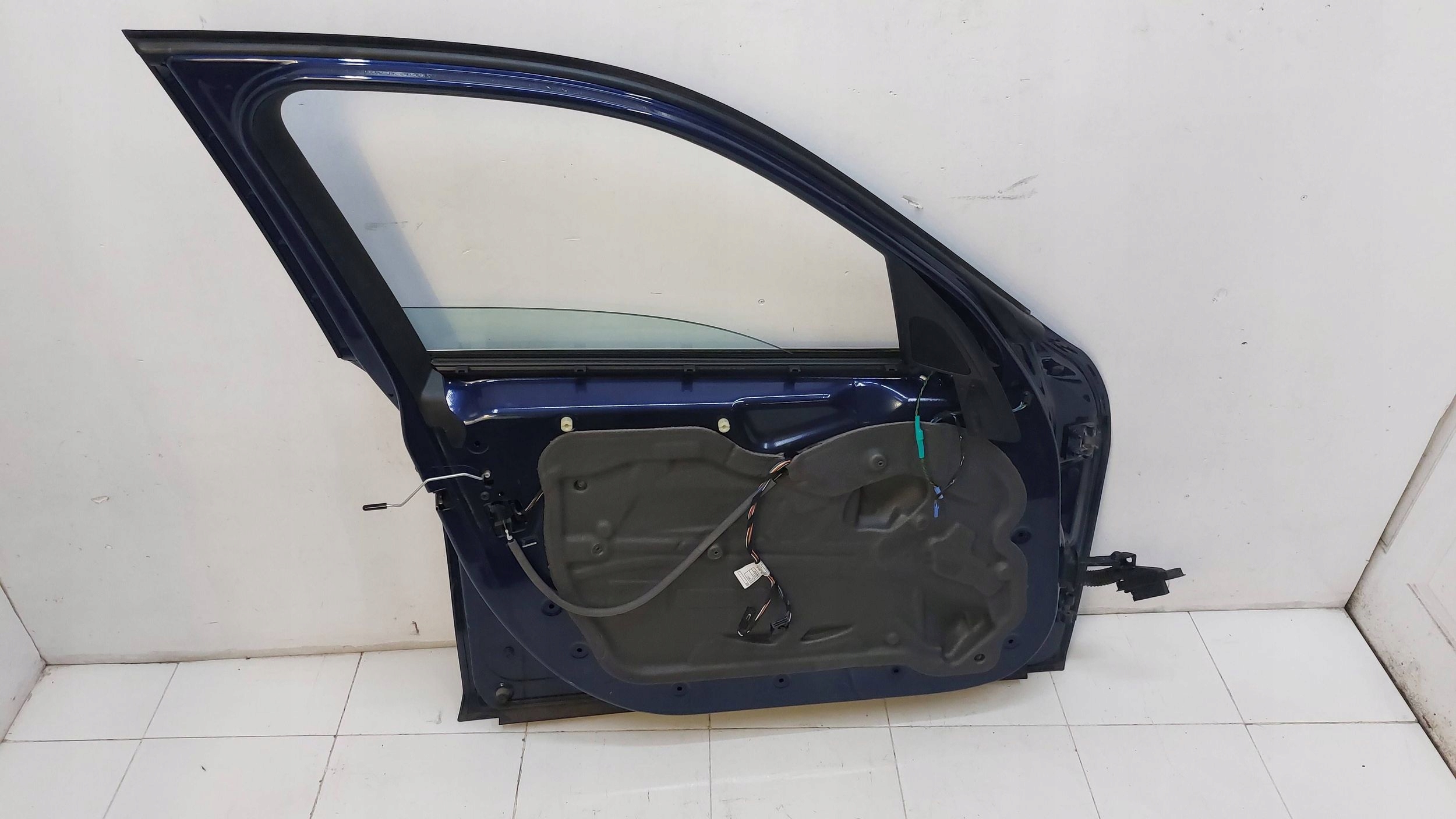 BMW X1 E84 09-15r door left front front EUROPA complete colour A76